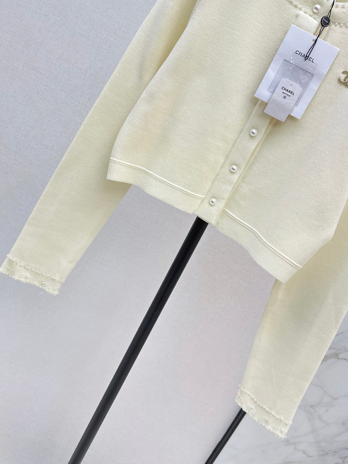 chanel/26 Early Autumn Latest Heavy Beaded Knit Long Sleeve Cardigan