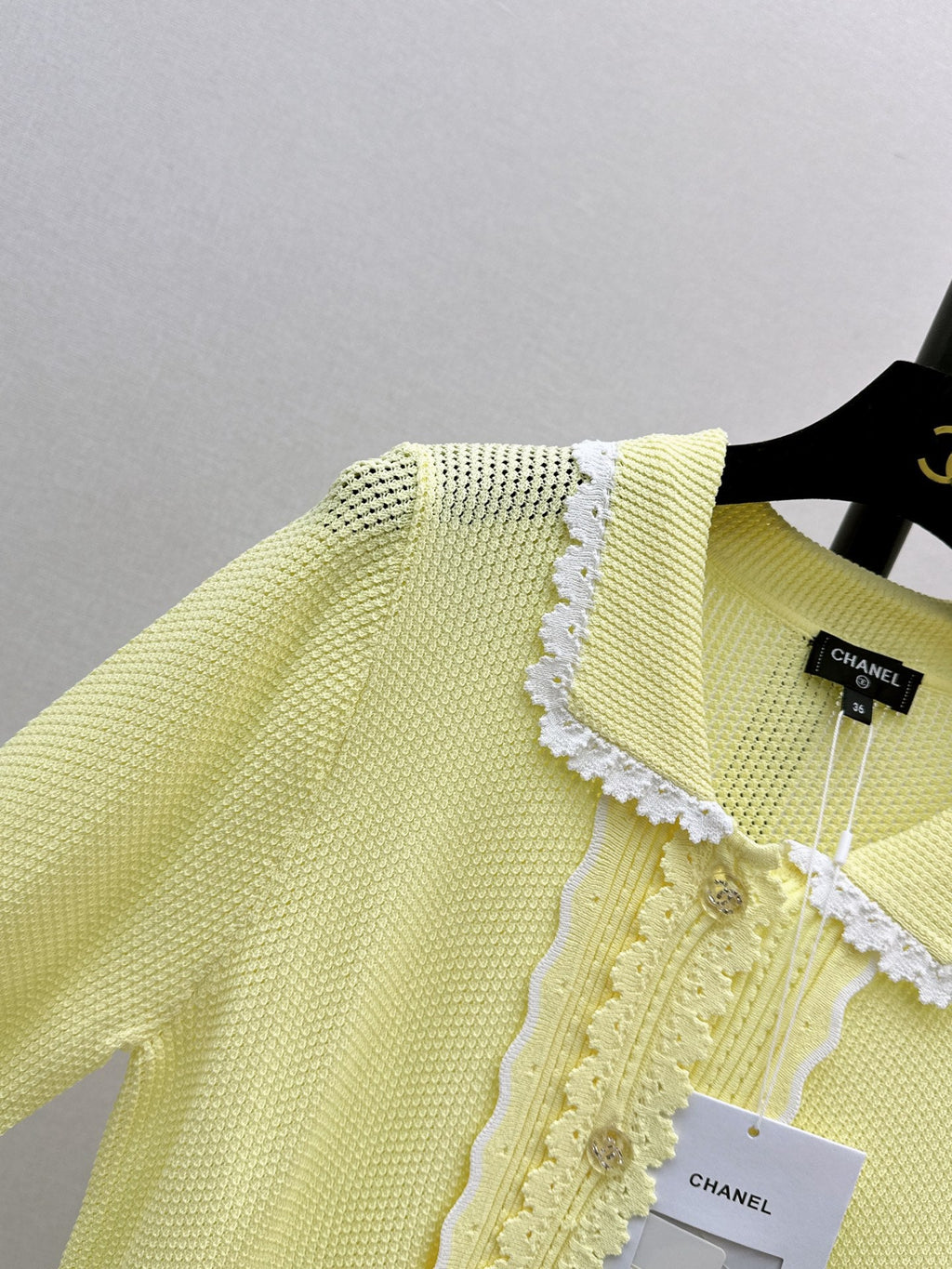 Chanel/26 Early Autumn Latest Knit Cardigan
