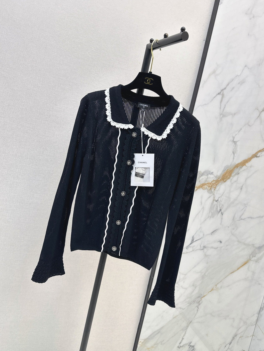 Chanel/26 Early Autumn Latest Knit Cardigan