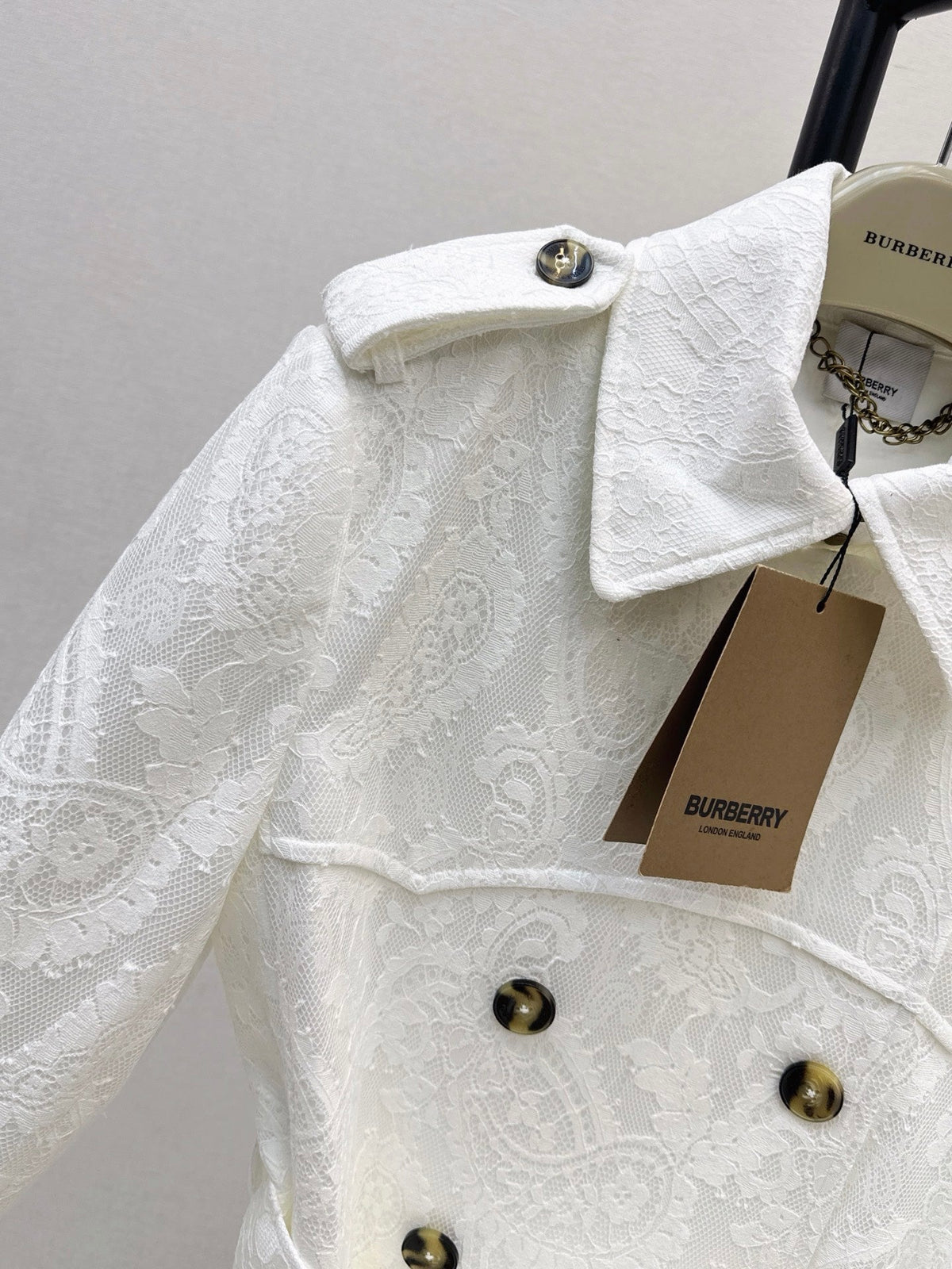 Burberry/26 Fall/Winter Latest Lace Cropped Trench Coat