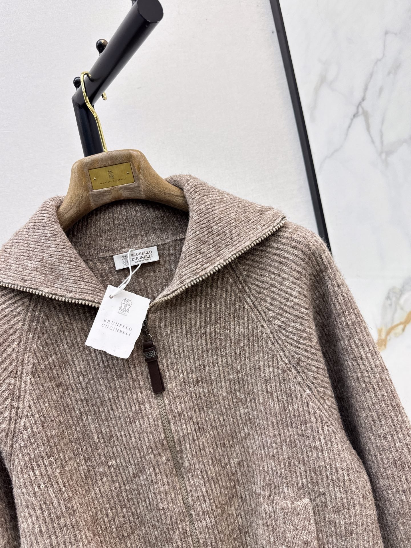 Brunello Cucinelli/26 Early Autumn Latest Vintage Style Outfit Textured Wool Cardigan