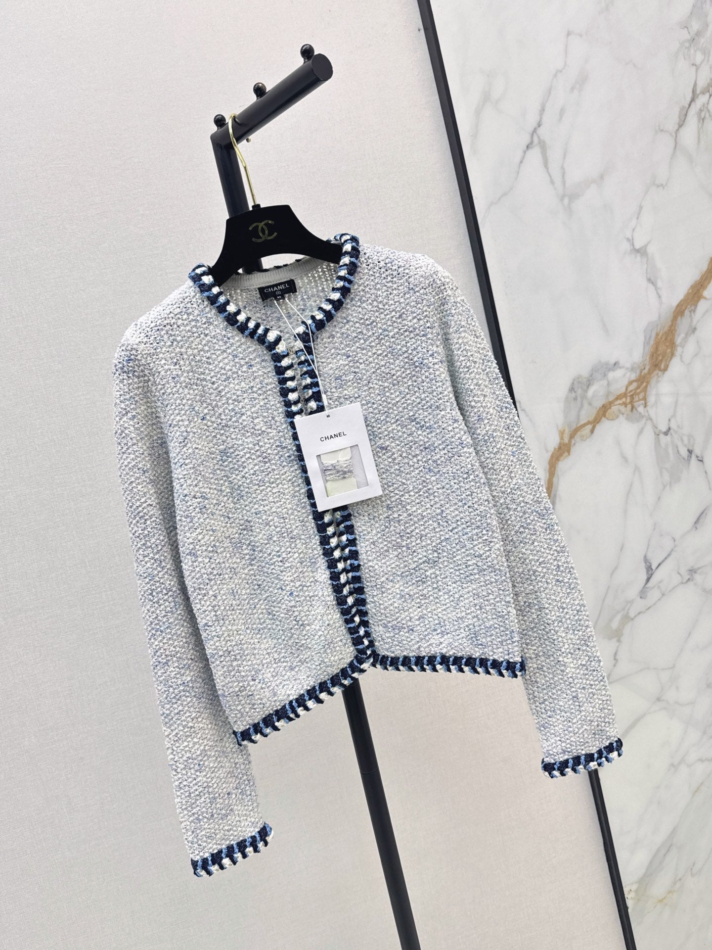 Chanel/26 Early Autumn Latest Knitted Cardigan