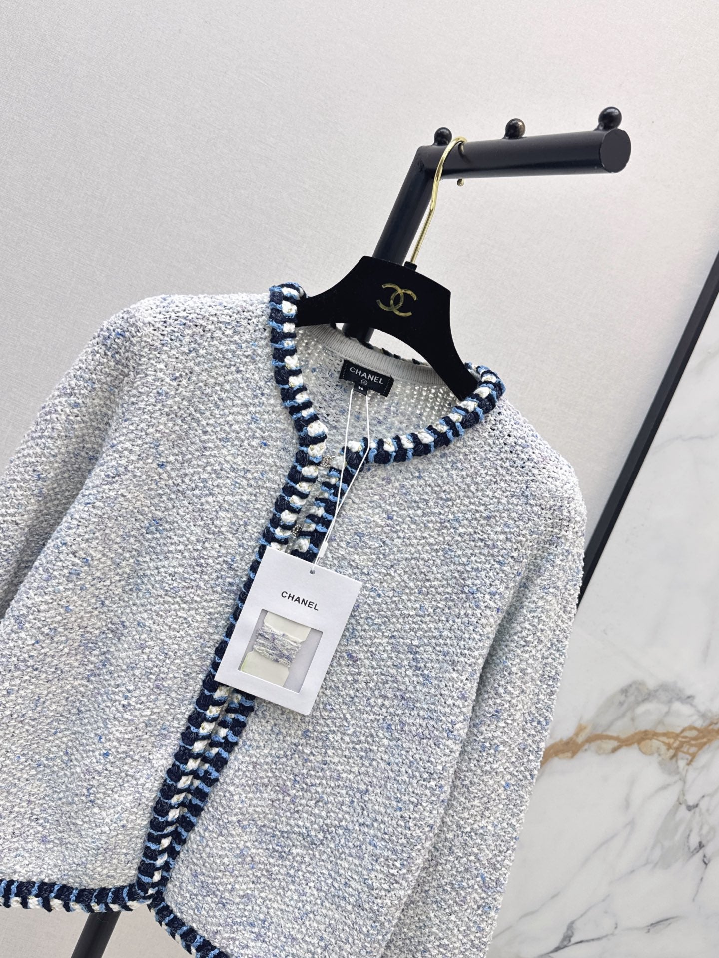 Chanel/26 Early Autumn Latest Knitted Cardigan