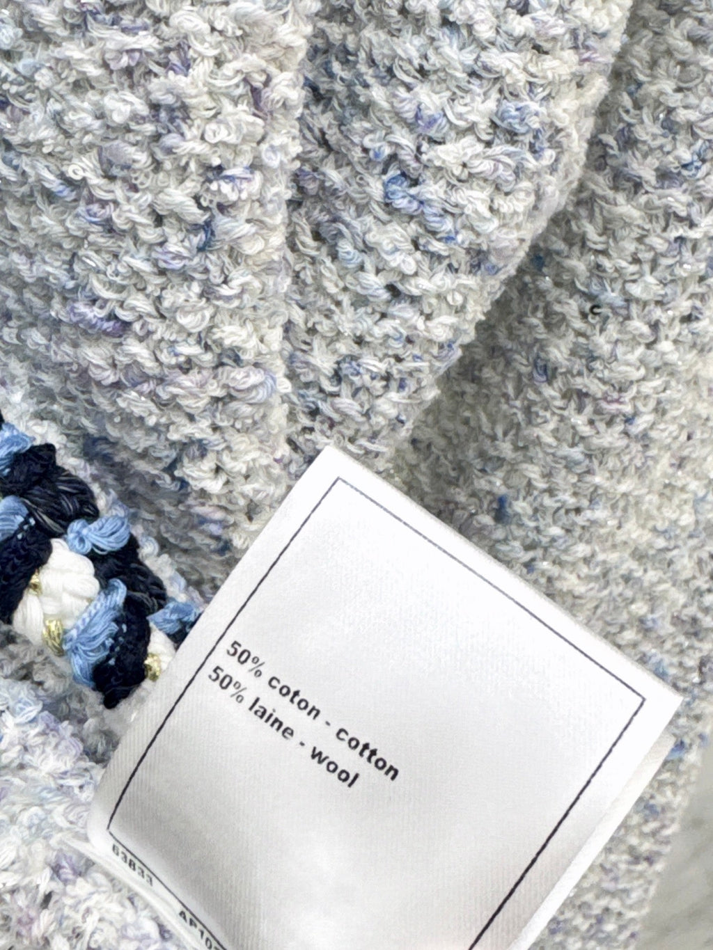 Chanel/26 Early Autumn Latest Knitted Cardigan