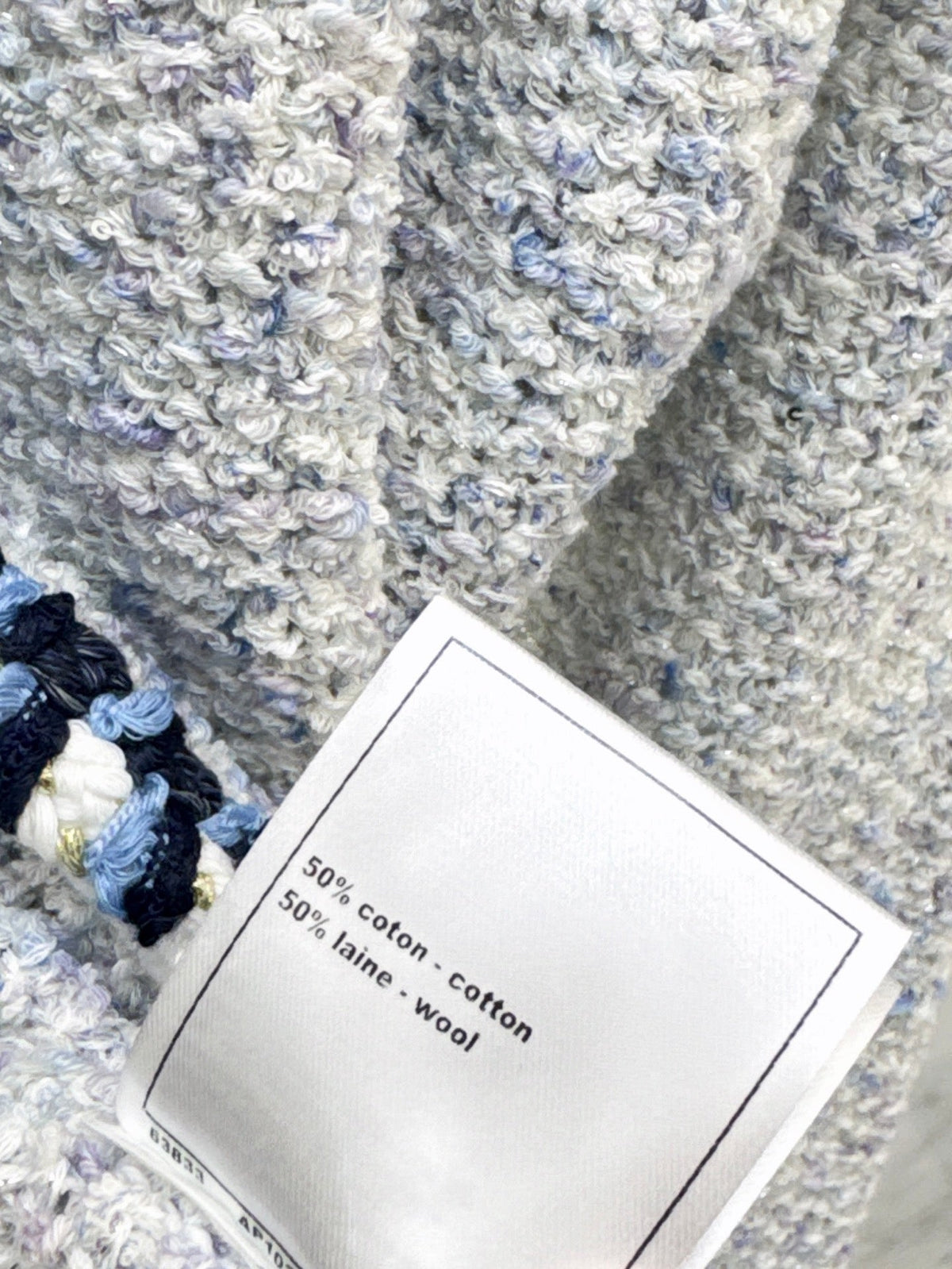 Chanel/26 Early Autumn Latest Knitted Cardigan