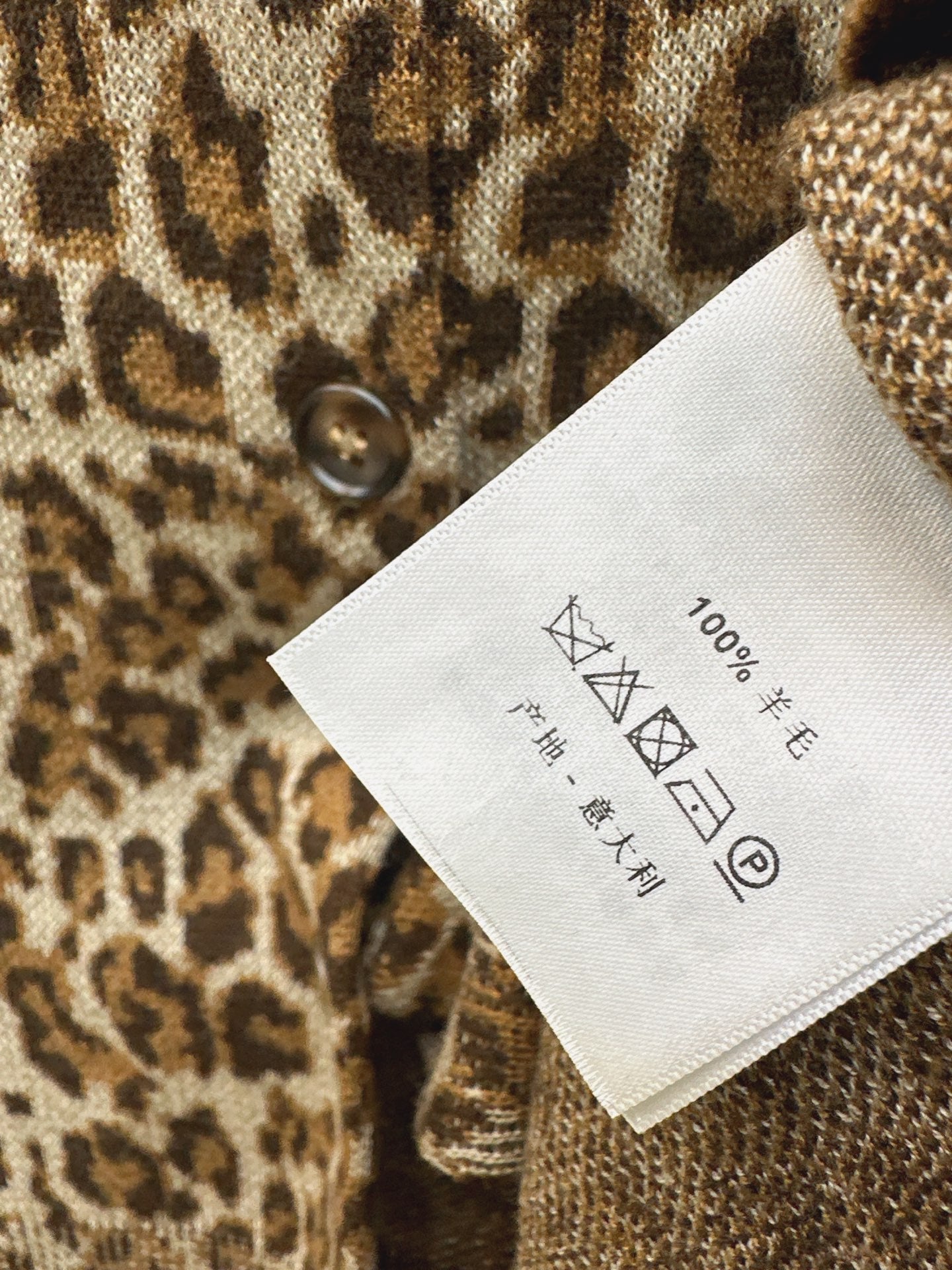 Yves Saint Laurent/26 Fall/Winter Latest Leopard Print Crewneck Cardigan