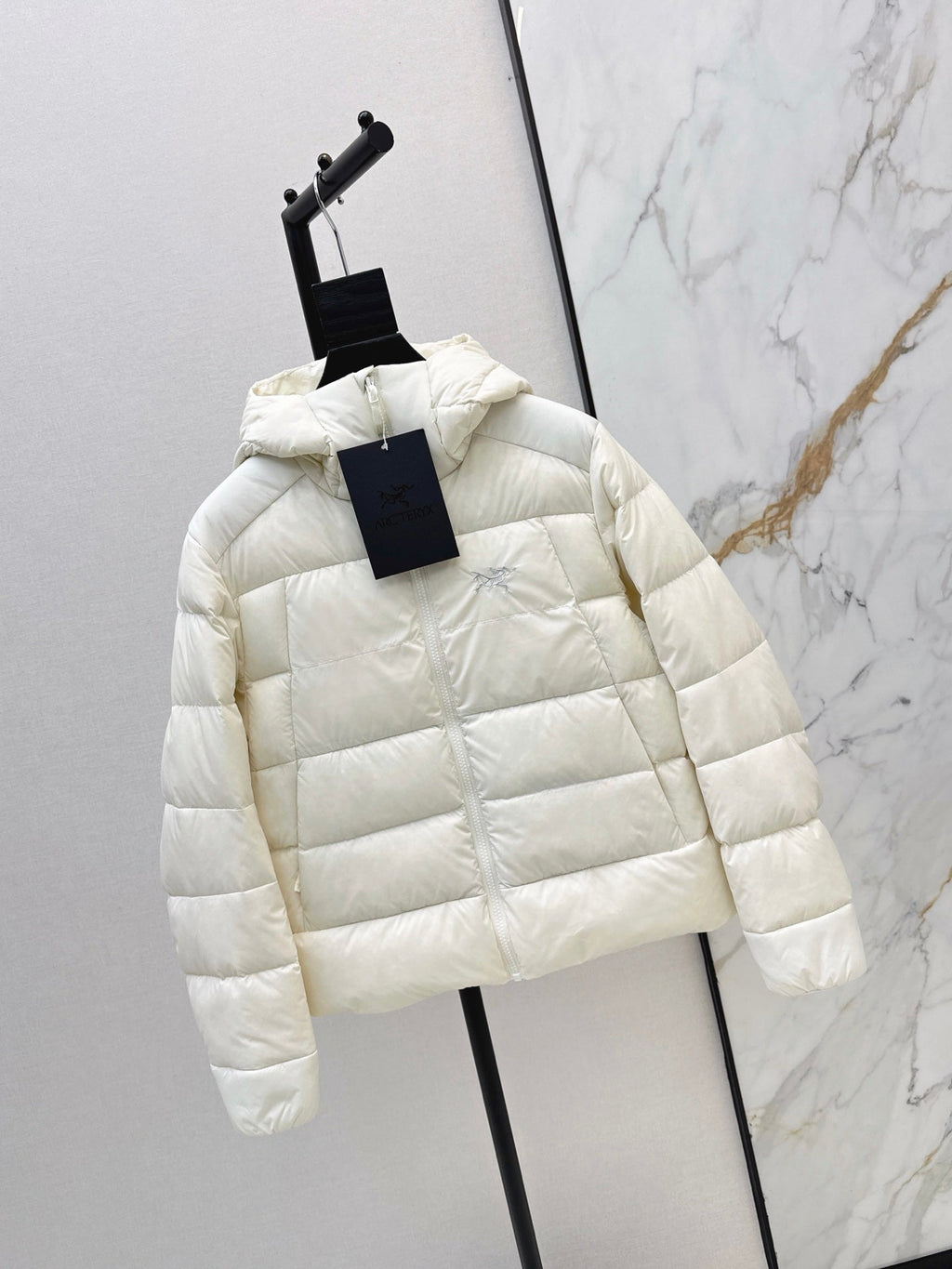 ARC'TERYX/ 26 Fall/Winter Latest Stand Collar Hooded Short Down Jacket