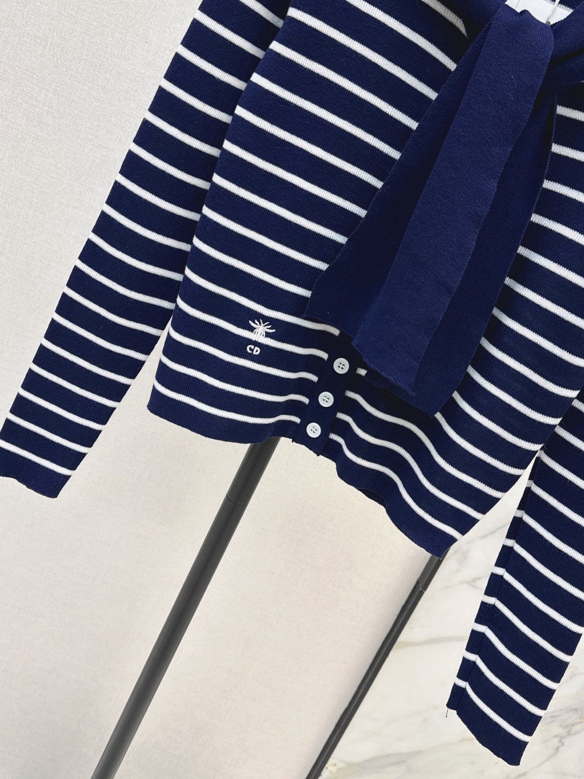 Dior/26 Early Autumn Latest Striped Knit Cardigan