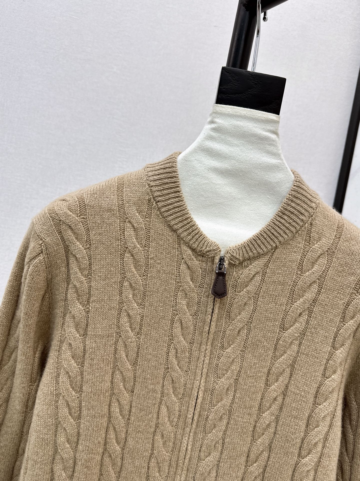 LORO PIANA/26 Fall-Winter Latest Old Money Style Outfit with Cable Knit Zipper Cardigan