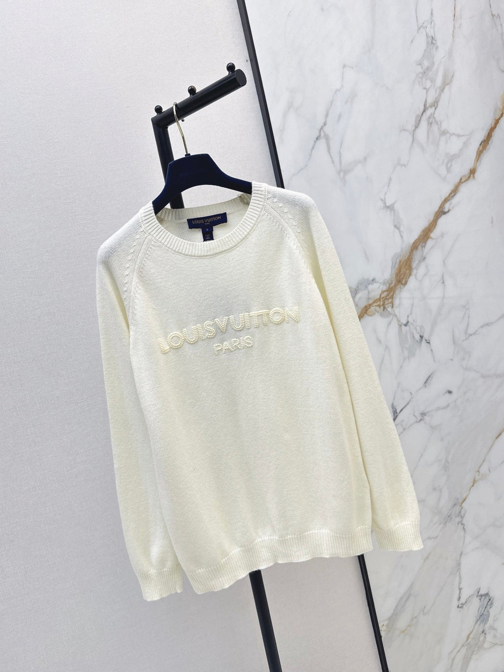 Louis Vuitton / 26 Fall/Winter Latest Crew Neck Knit Sweater