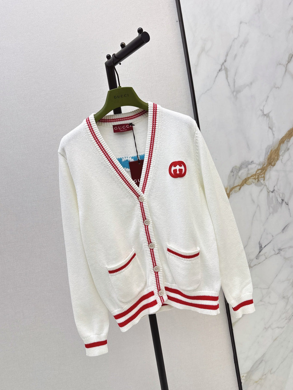 Gucci / 26 Early Autumn Latest Logo Jacquard V-Neck Knit Cardigan