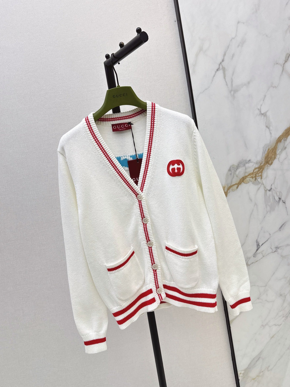 Gucci / 26 Early Autumn Latest Logo Jacquard V-Neck Knit Cardigan