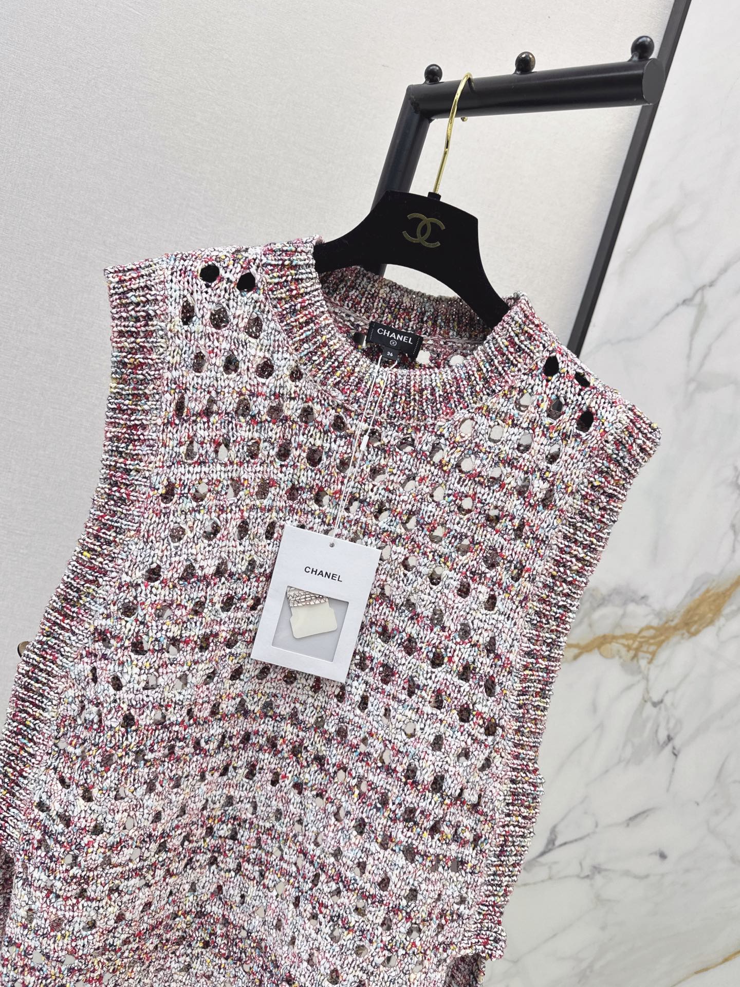 Chanel / 26 Fall-Winter Latest Atmosphere Polka Dot Hollow Vest