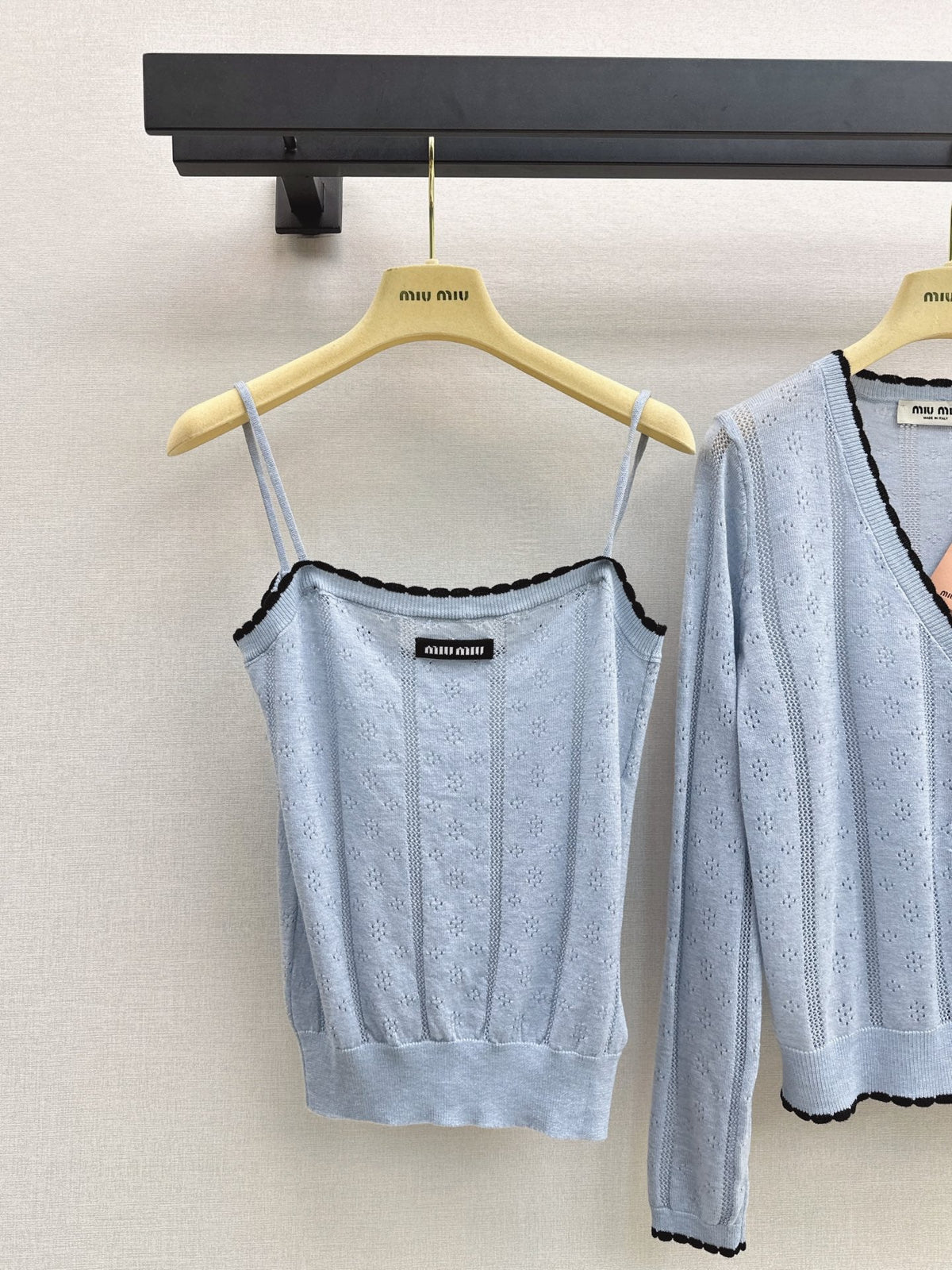 MiuMiu/26 Fall-Winter Latest V-Neck Wool Cardigan + Tiny Camisole