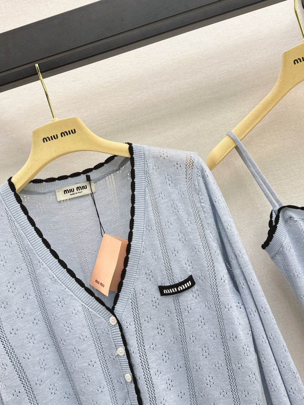 MiuMiu/26 Fall-Winter Latest V-Neck Wool Cardigan + Tiny Camisole