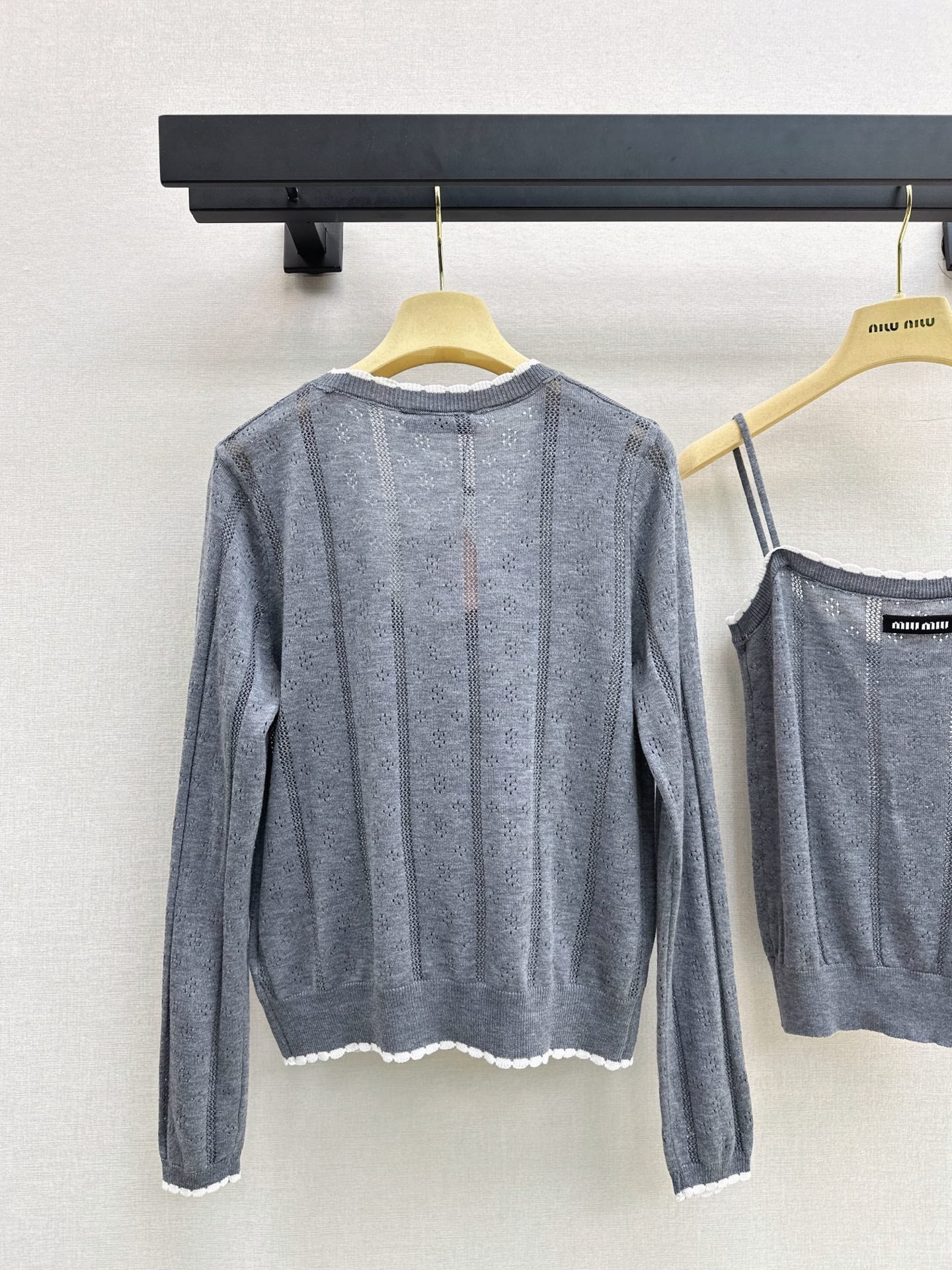 MiuMiu/26 Fall-Winter Latest V-Neck Wool Cardigan + Tiny Camisole