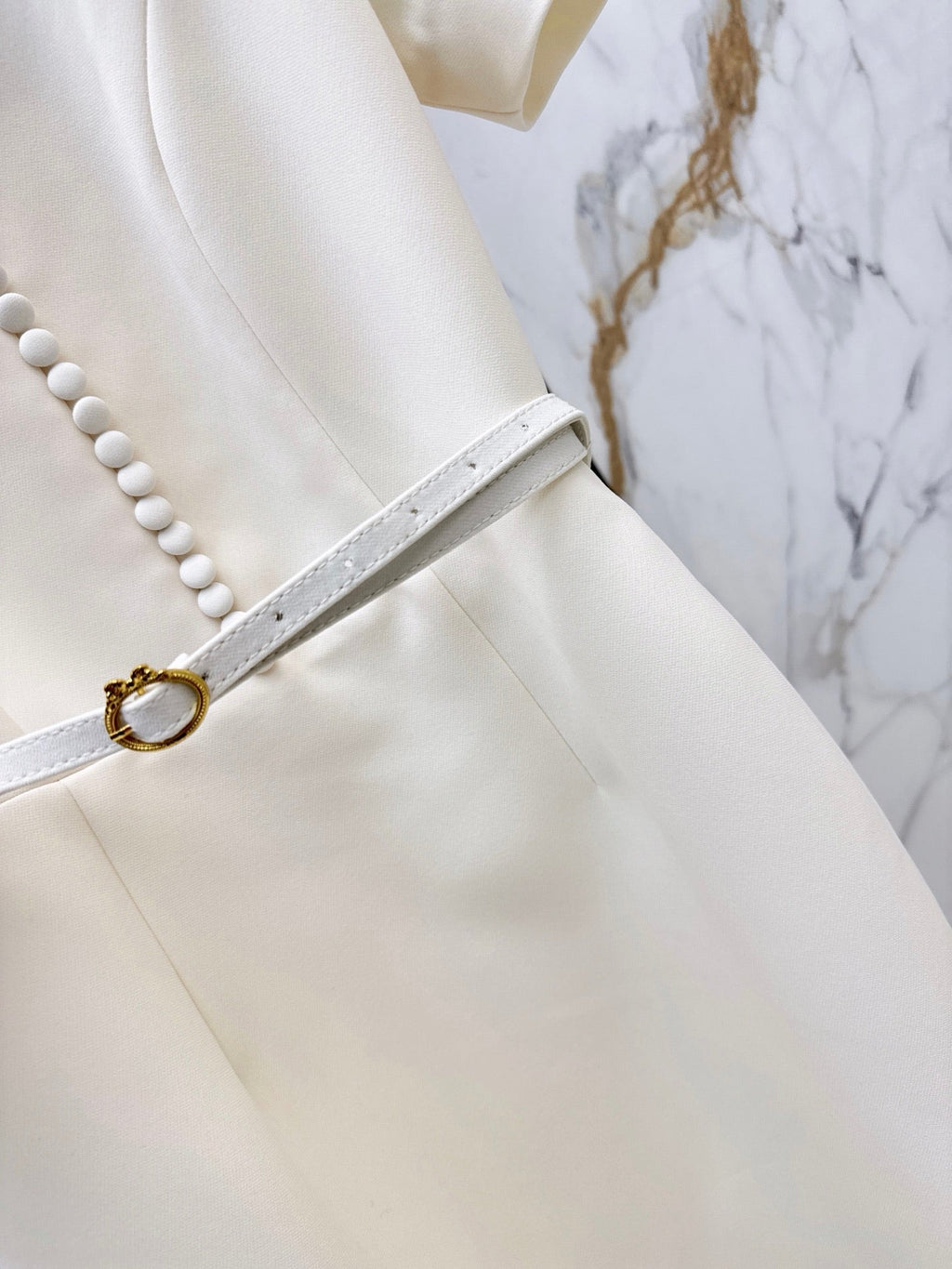 Dior/26 Fall-Winter Latest Milk White Waist-Cinching Short Sleeve Dress