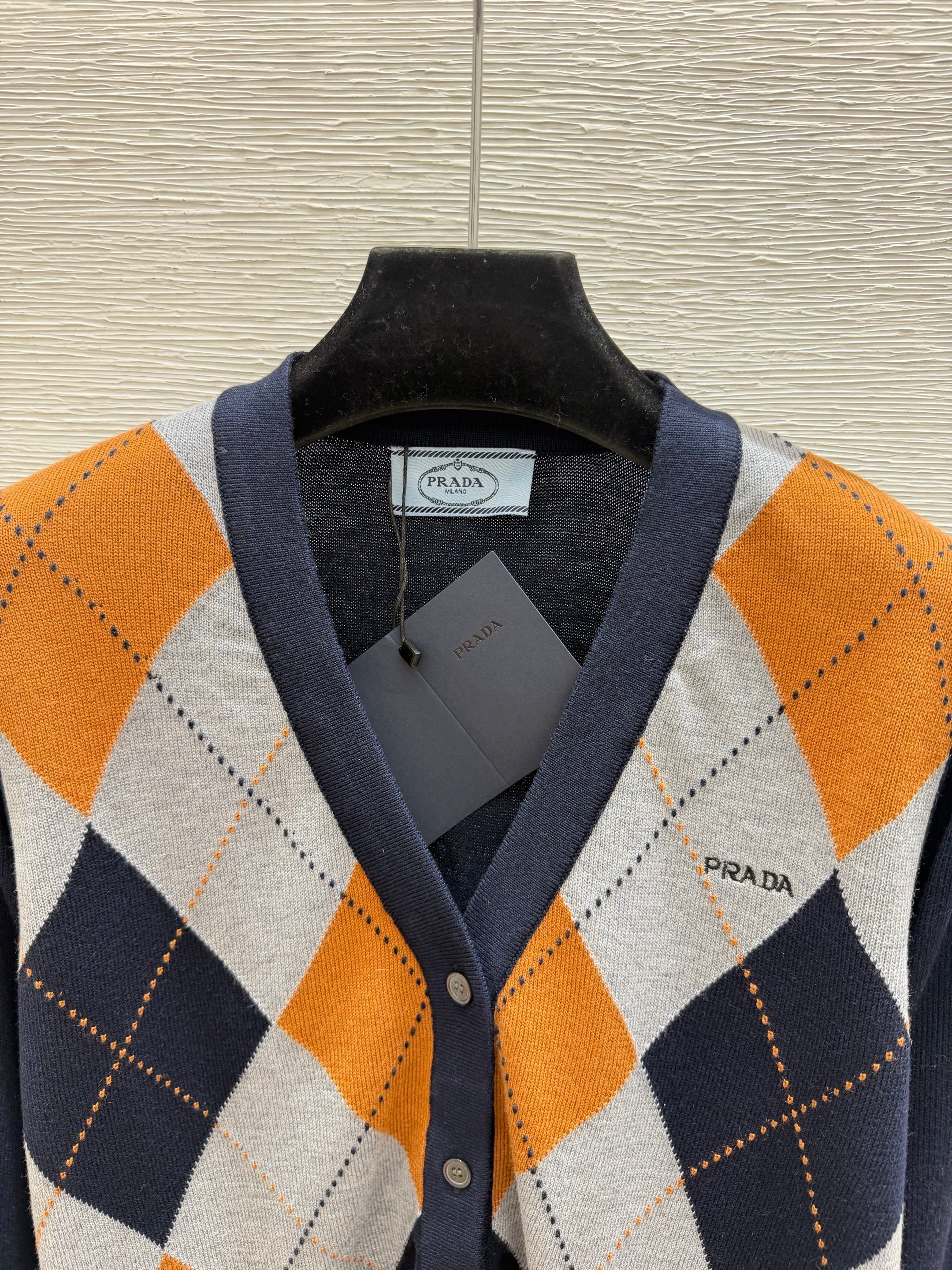 Prada / 26 Early Autumn New Color-Block Quilted V-Neck Knit Long-Sleeve Cardigan