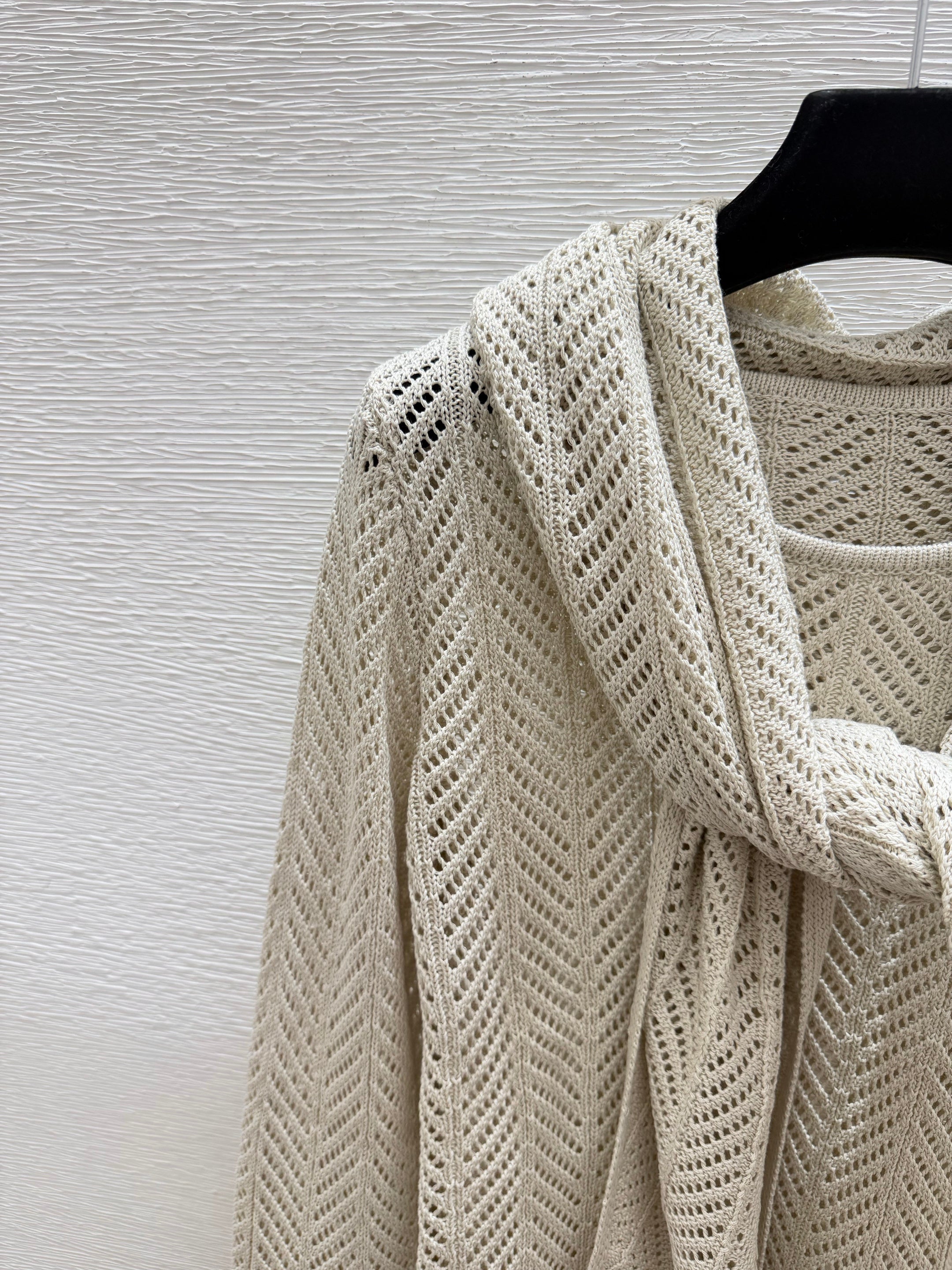 Chanel/26 Early Autumn New Solid Color Simple Knit Set