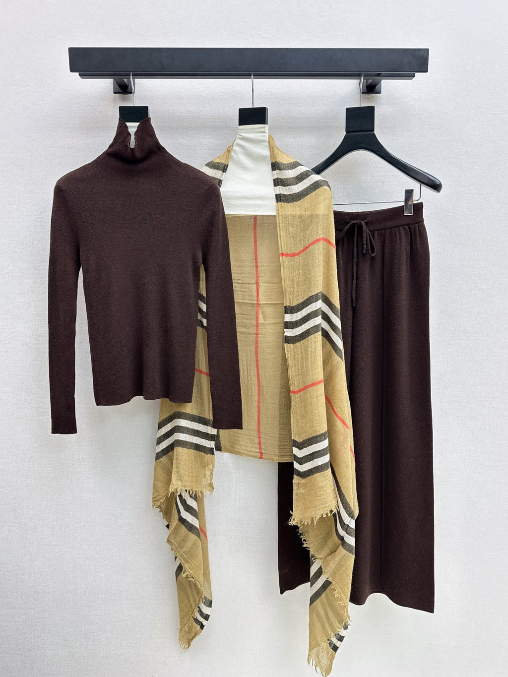 Dior/26 Early Autumn Latest Knit Set: Plaid Scarf + Turtleneck Top + Elastic Waist Straight Pants