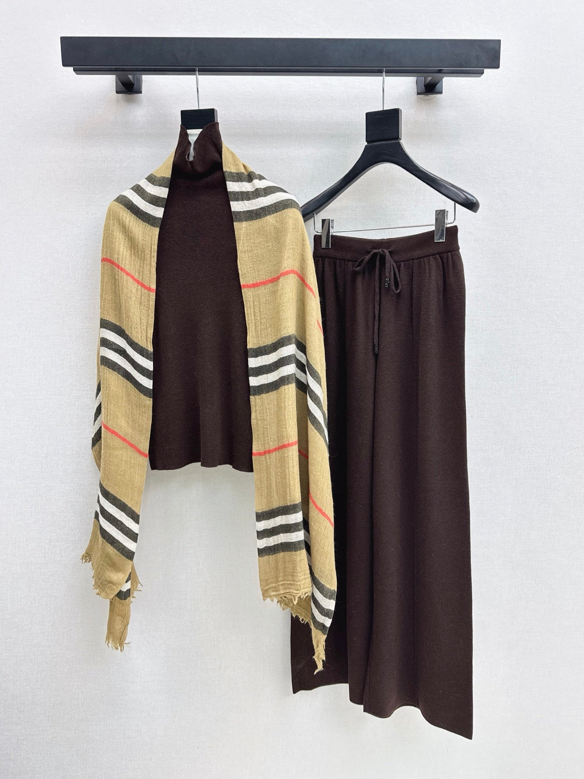 Dior/26 Early Autumn Latest Knit Set: Plaid Scarf + Turtleneck Top + Elastic Waist Straight Pants