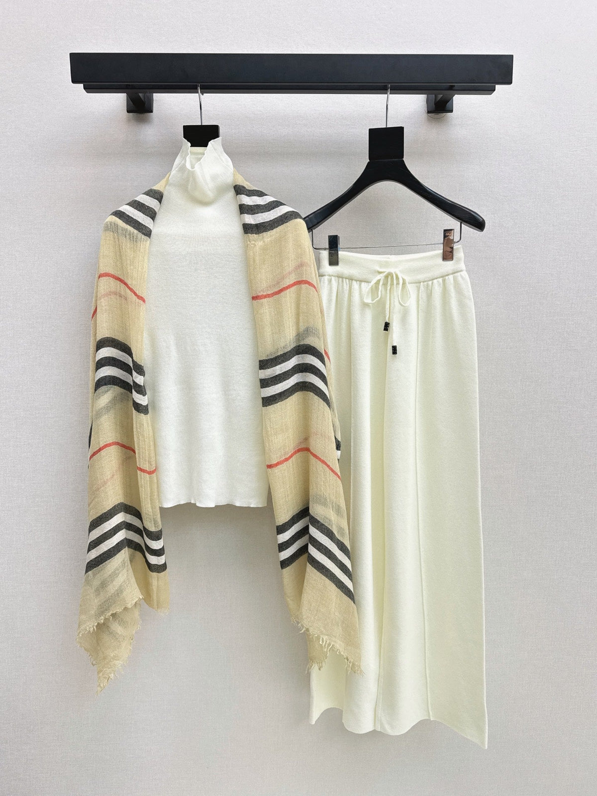Dior/26 Early Autumn Latest Knit Set: Plaid Scarf + Turtleneck Top + Elastic Waist Straight Pants