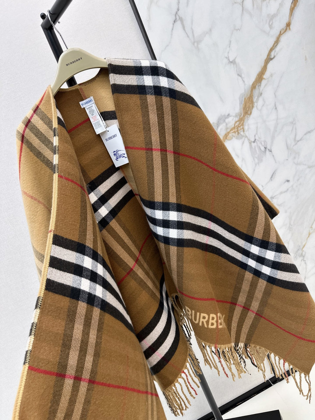 Burberry/26 Fall/Winter Latest Classic Pattern Wool Shawl, Large Scarf, or Cape