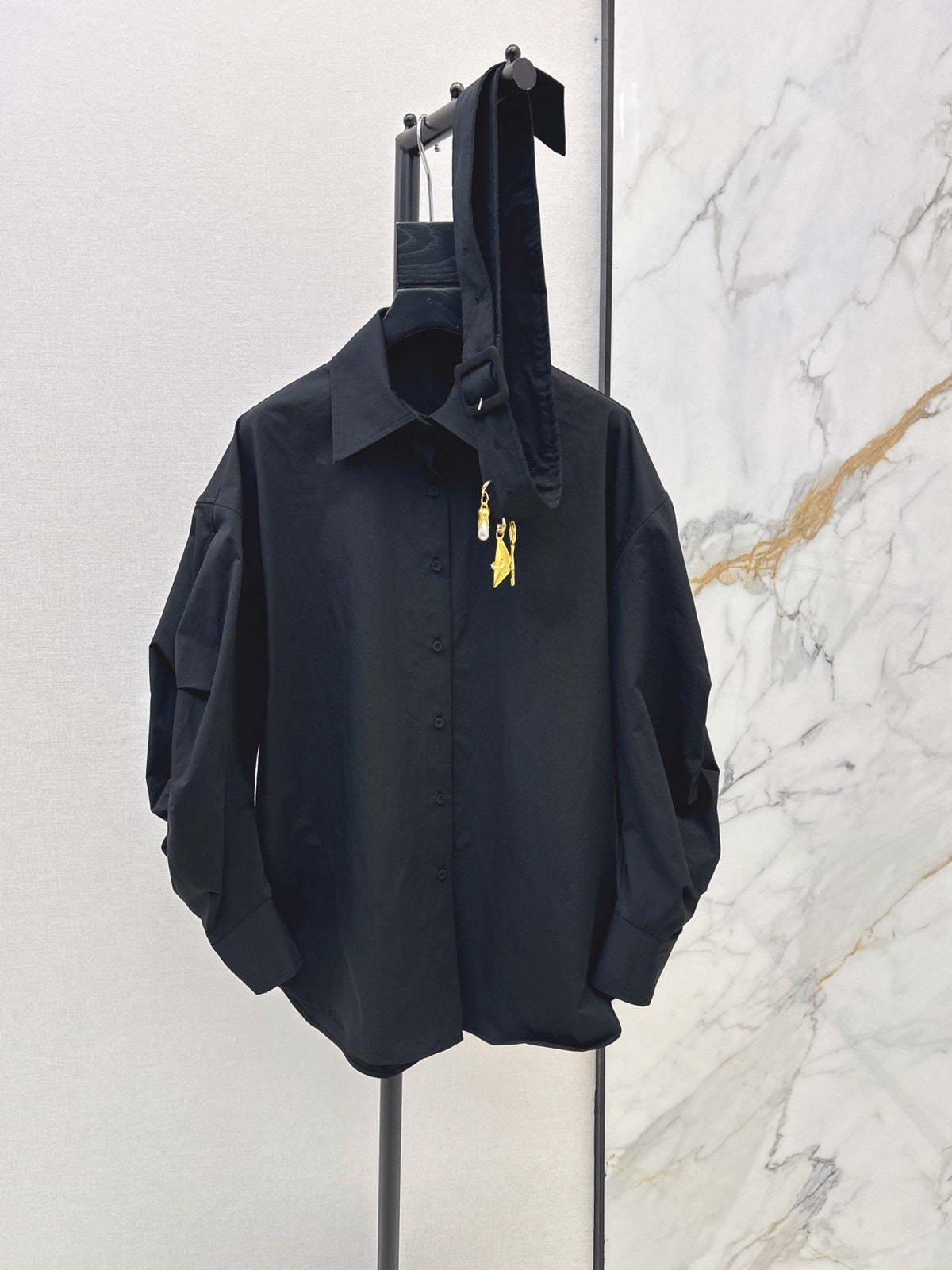 26 Fall/Winter New Belt-Decorated Pleated Shirt