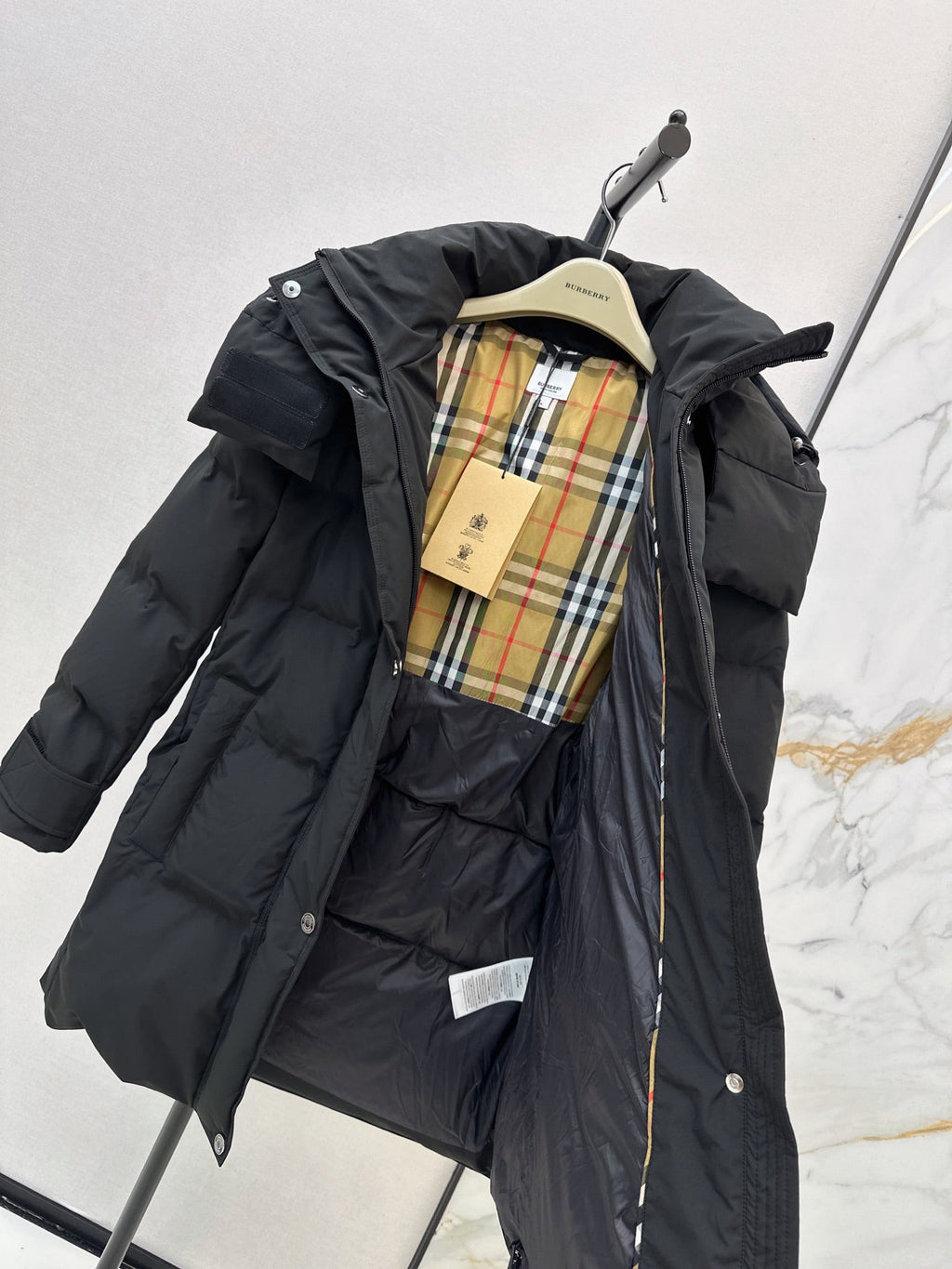 2026 Fall/Winter Latest Hooded Mid-Length Down Jacket
