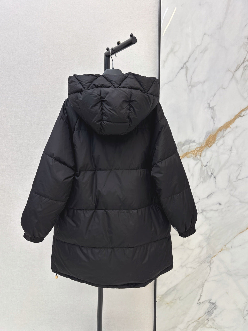 26 Fall/Winter Latest Simple Sleeve Patch Hooded Mid-Length Down Jacket