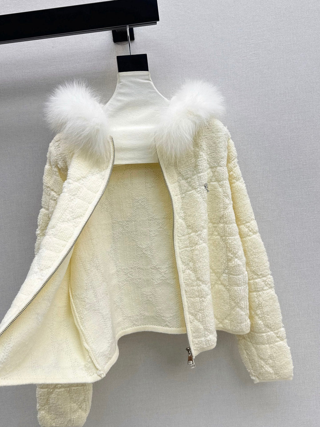 26 Fall/Winter Latest Best-Selling Series Fox Fur Collar Coat
