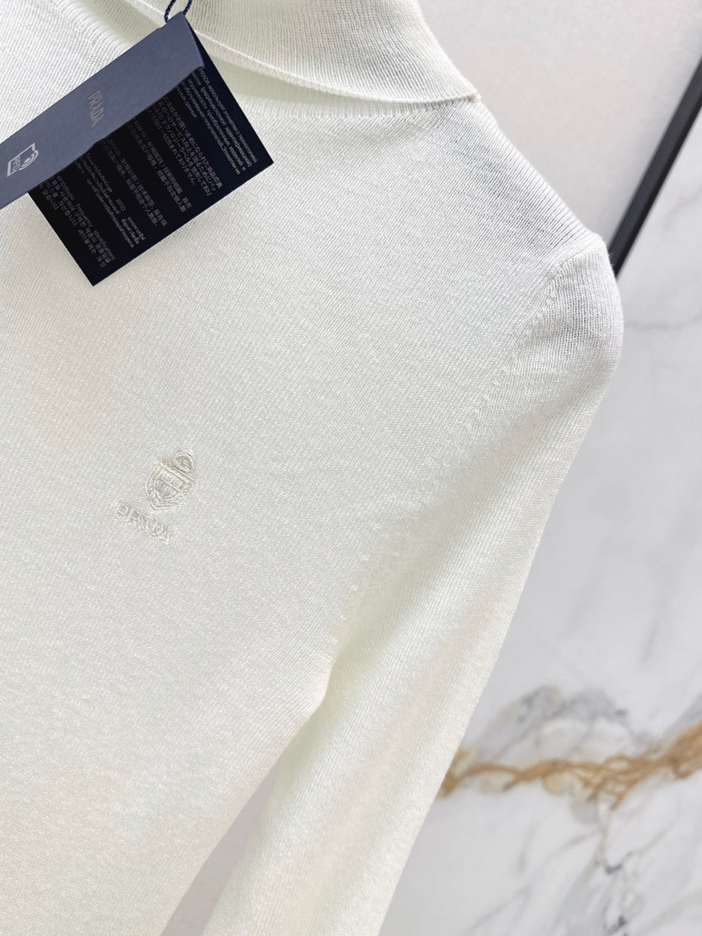 26 Fall/Winter Latest Small Logo Embroidered Wool Turtleneck Top