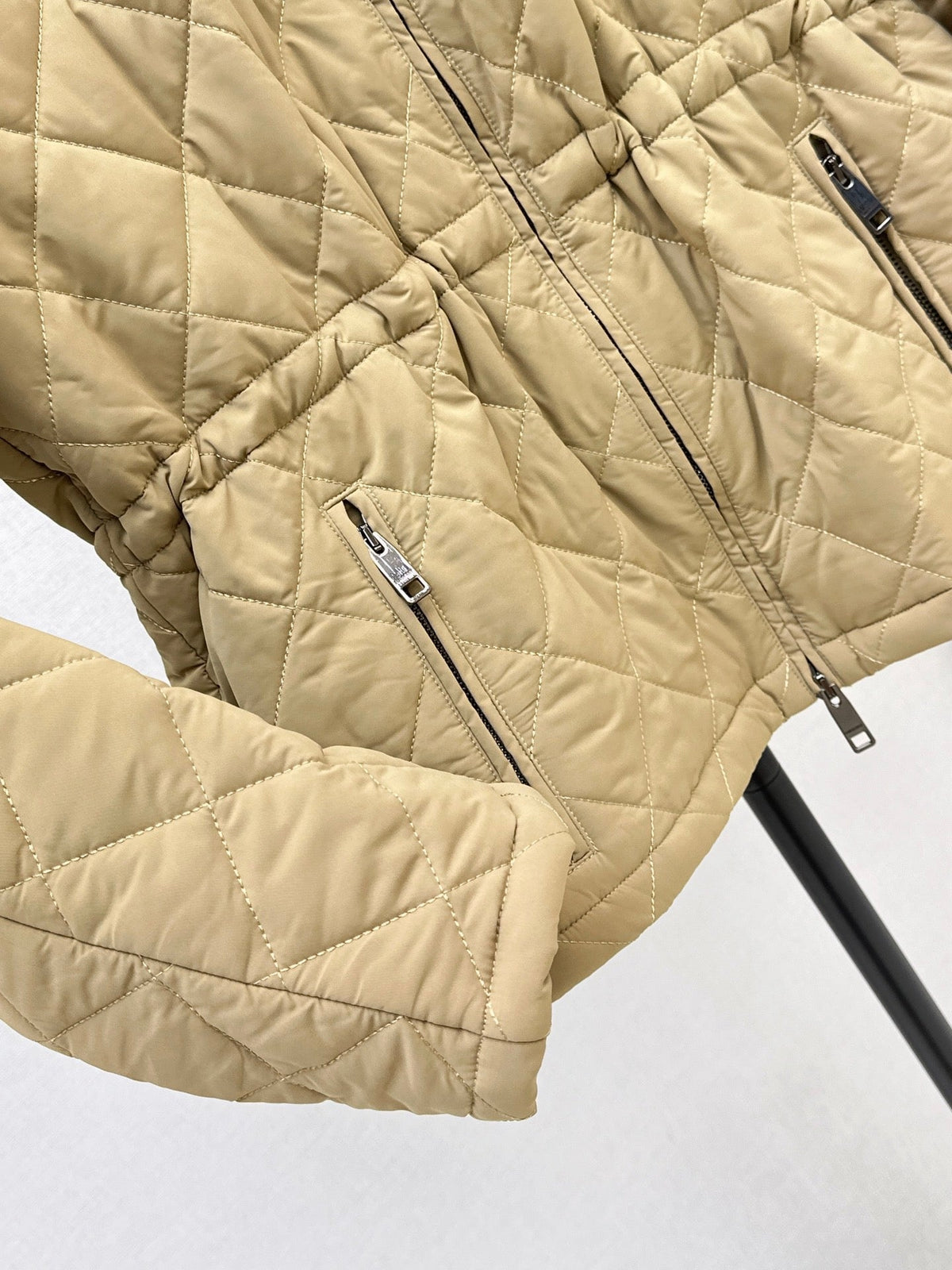 26 Fall/Winter Latest Diamond Quilted Stand Collar Drawstring Cotton Jacket