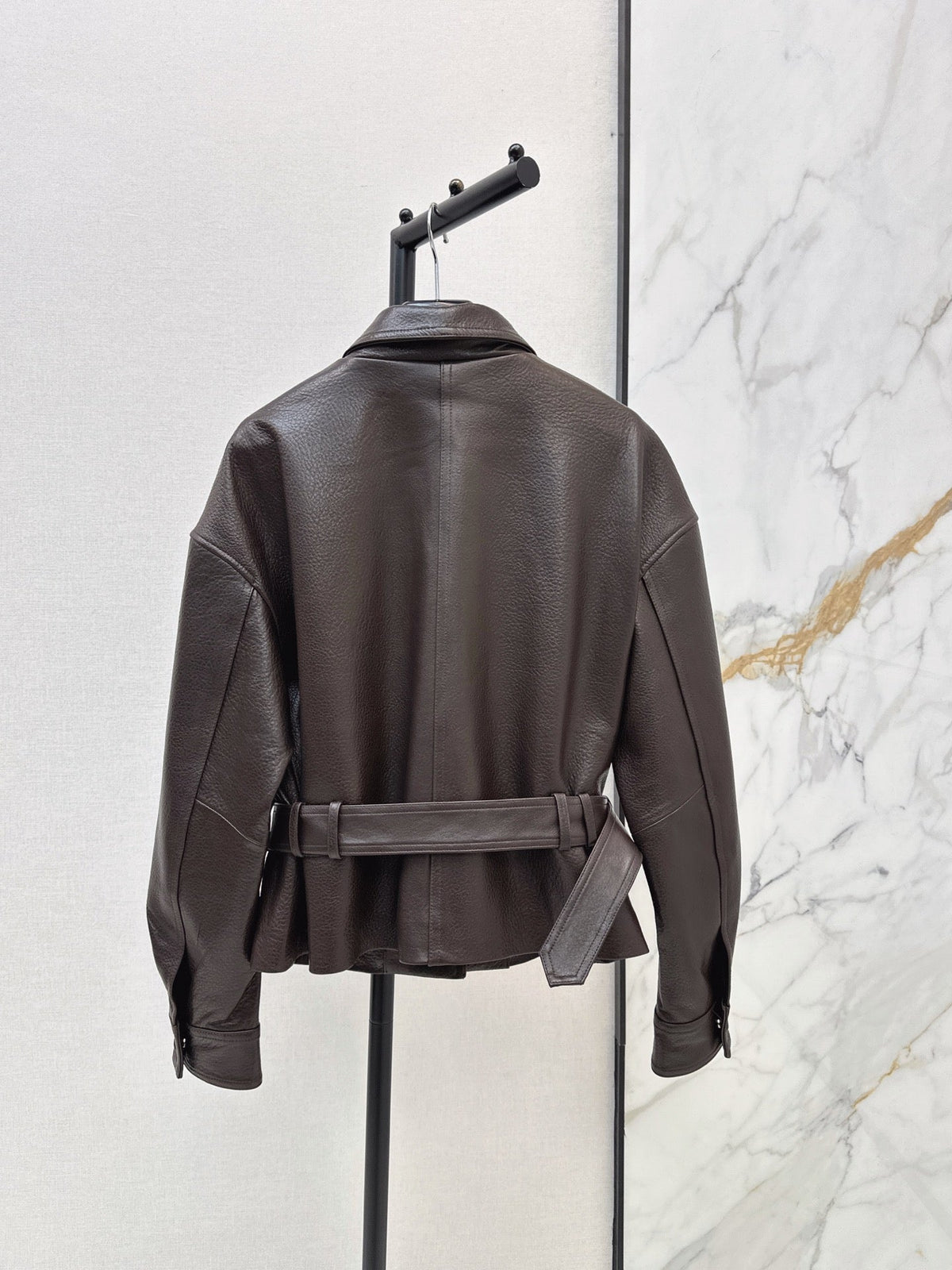 26 Early Autumn Latest Hunt-style Waist-cinched Jacket