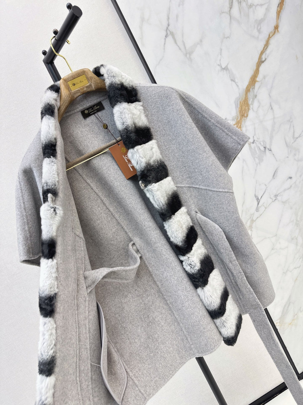 26 Fall/Winter Latest Color-Block Rex Rabbit Fur Tie Double-Sided Wool Cape Coat