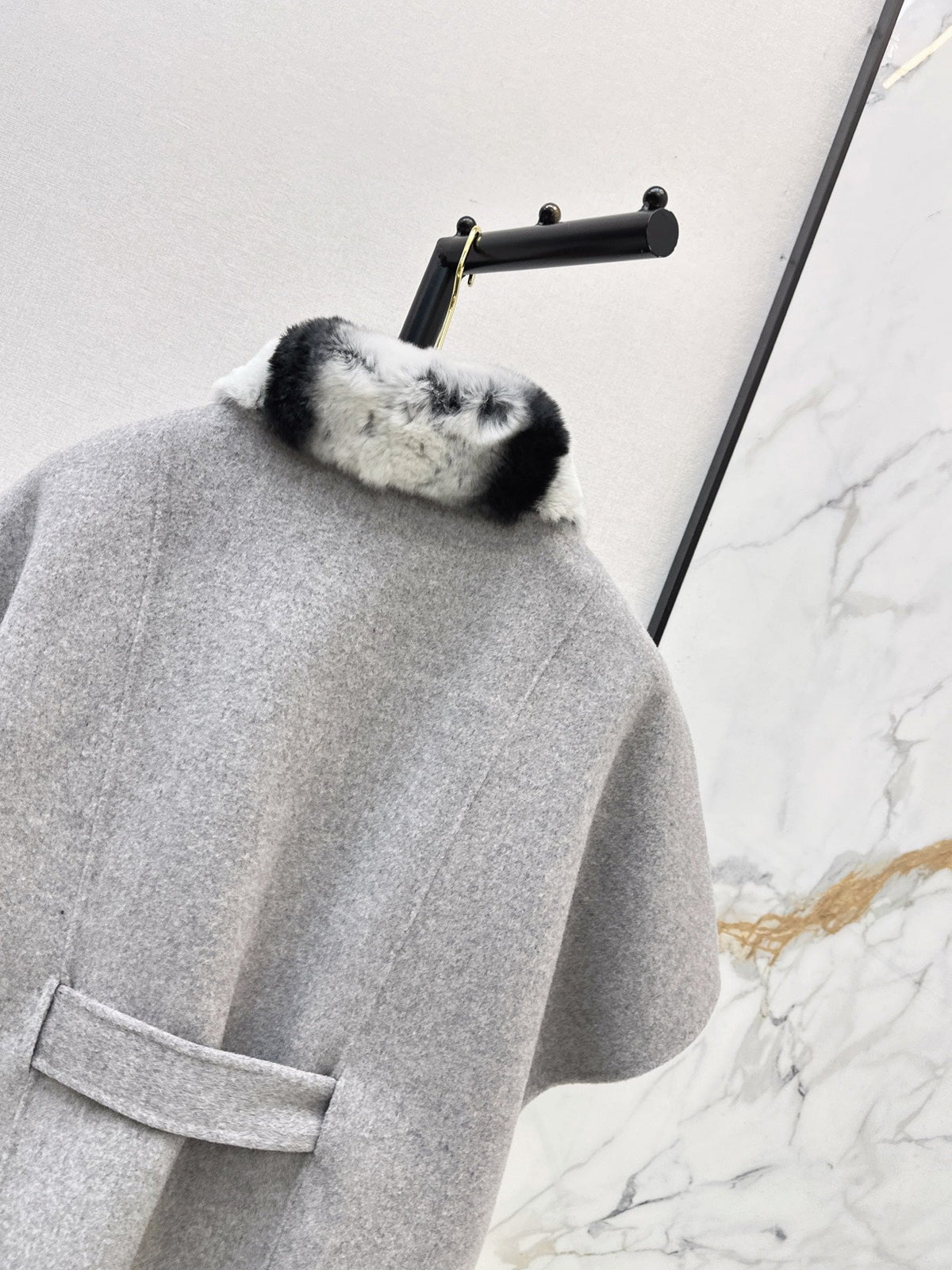 26 Fall/Winter Latest Color-Block Rex Rabbit Fur Tie Double-Sided Wool Cape Coat