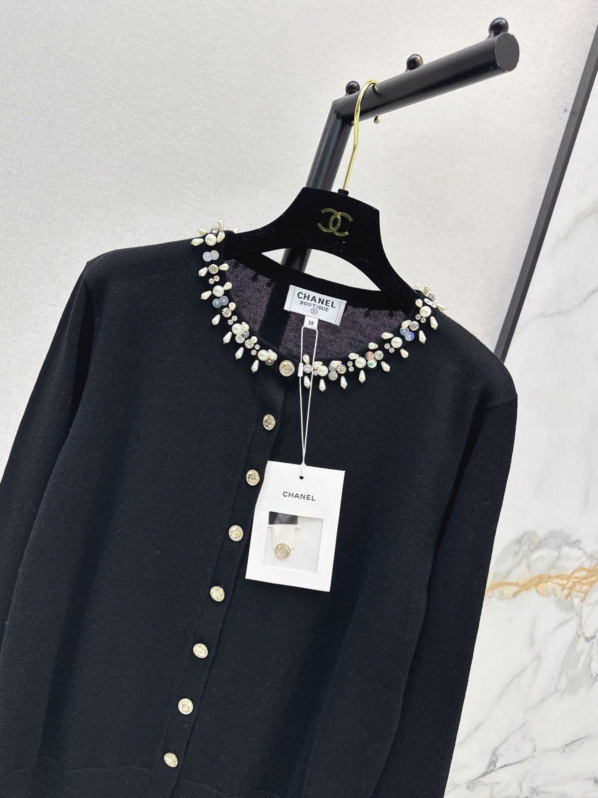26 Fall/Winter Latest Handcrafted Heavy Embellished Rhinestone Pearl Knit Cardigan