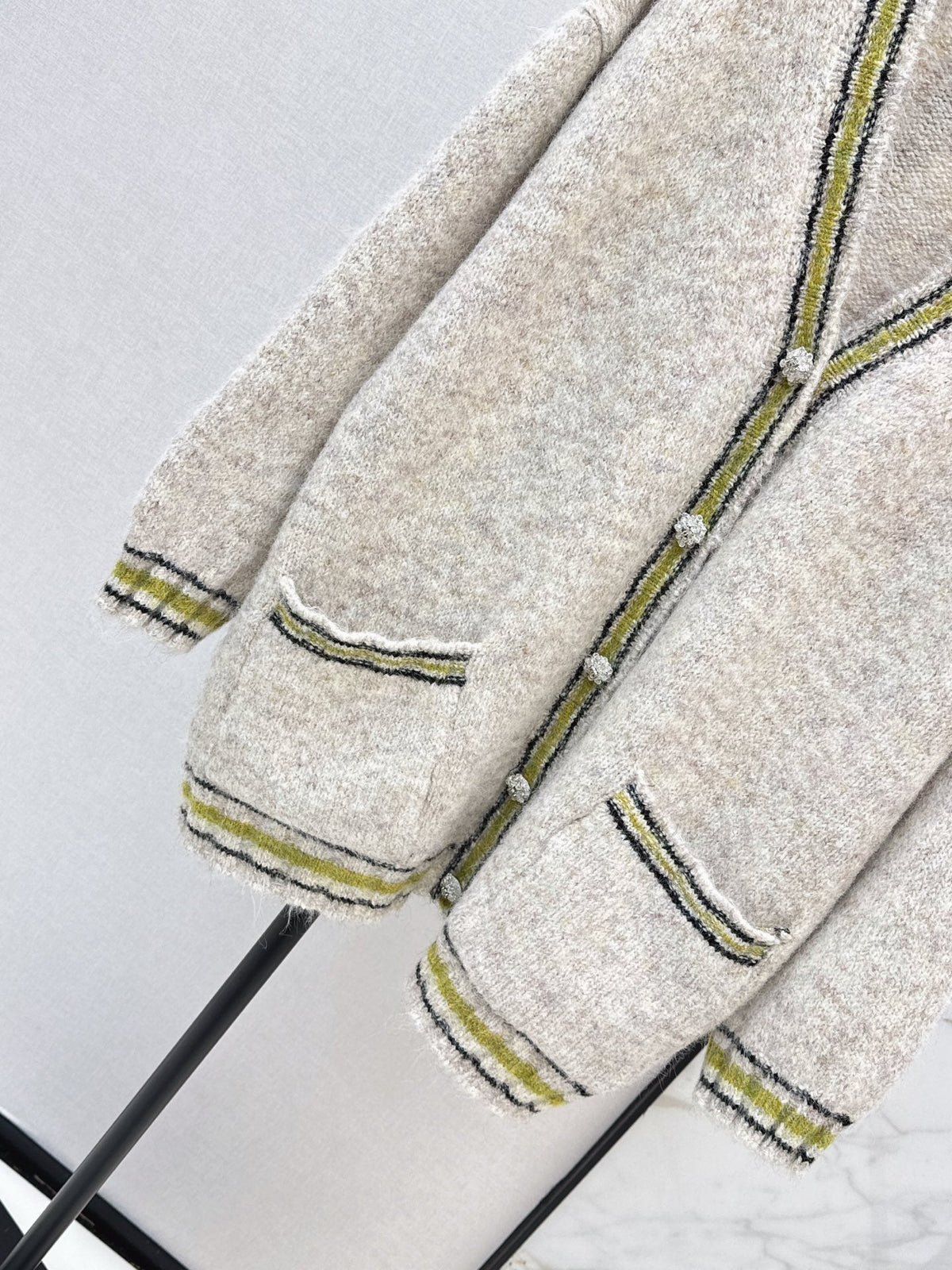 26 Fall/Winter Latest Colorblock Stripe Trim Knit Cardigan