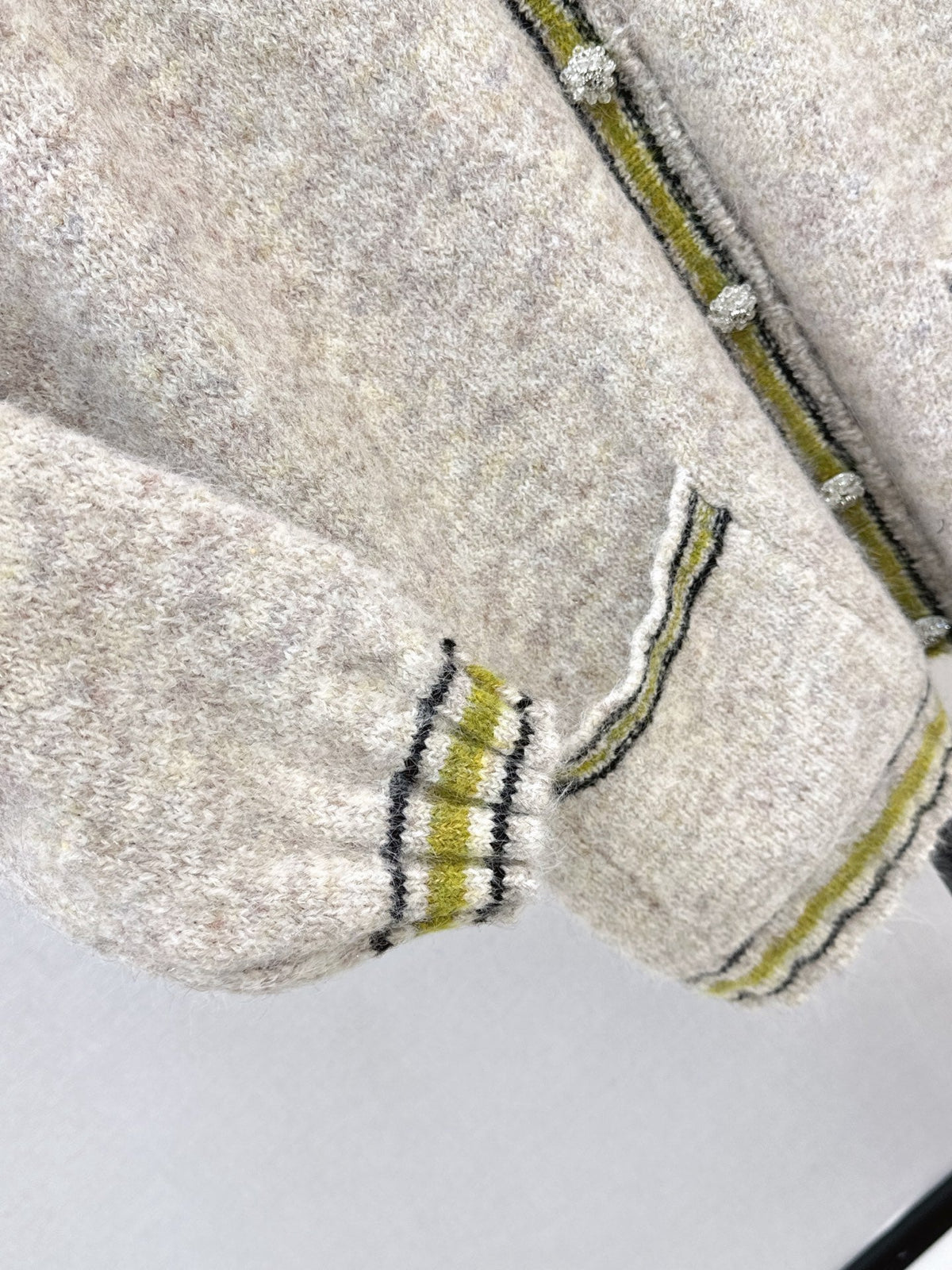 26 Fall/Winter Latest Colorblock Stripe Trim Knit Cardigan