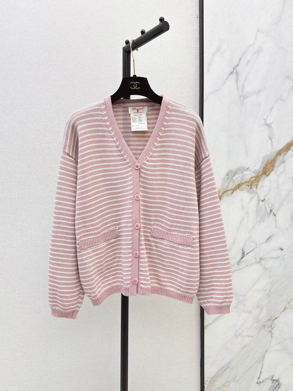 26 Fall/Winter Latest Pink Striped V-Neck Knit Cardigan