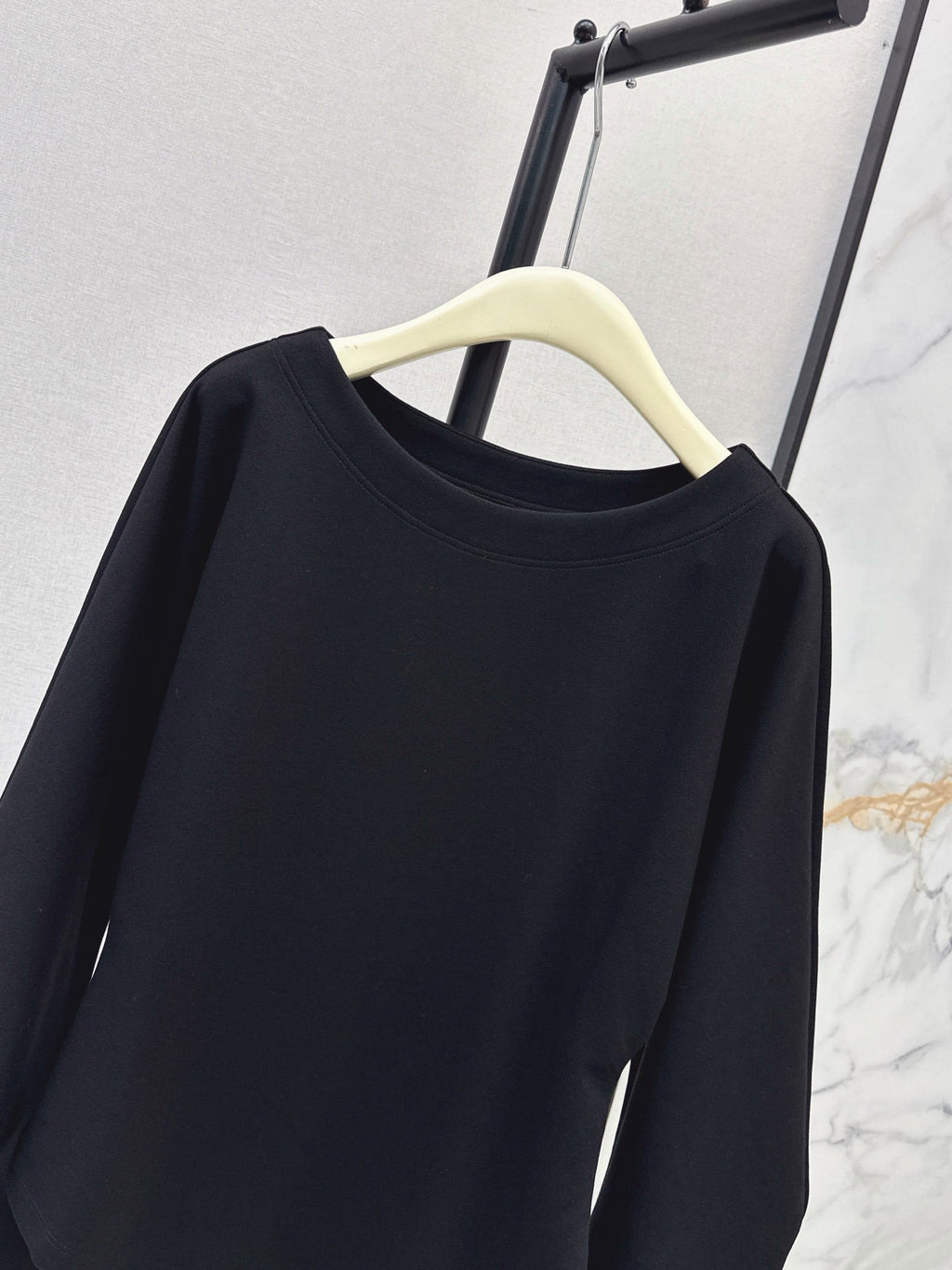 26 Fall/Winter Latest Batwing Sleeve Asymmetrical Minimalist Long Sleeve