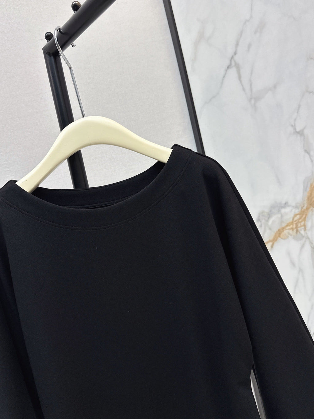 26 Fall/Winter Latest Batwing Sleeve Asymmetrical Minimalist Long Sleeve
