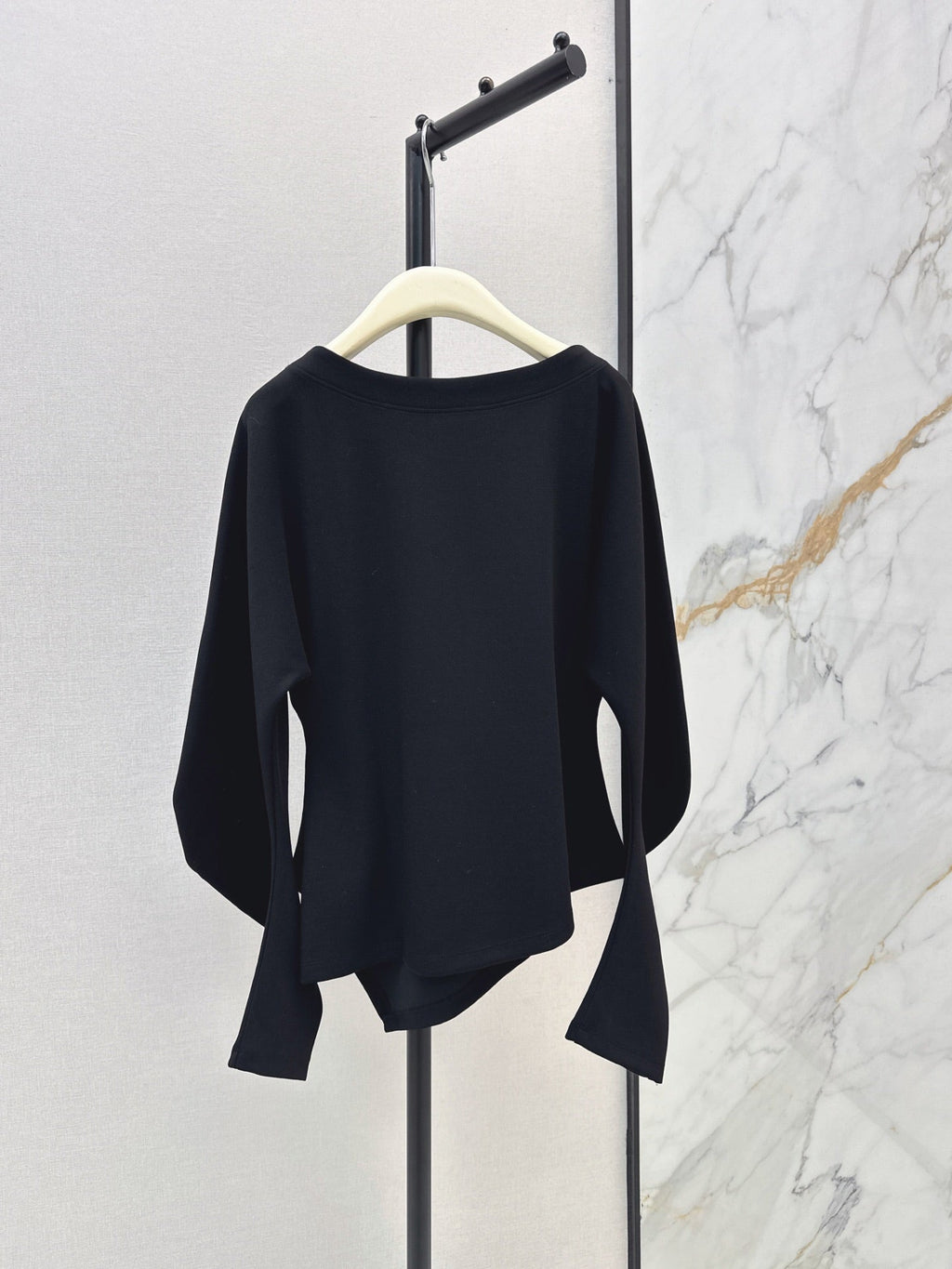 26 Fall/Winter Latest Batwing Sleeve Asymmetrical Minimalist Long Sleeve