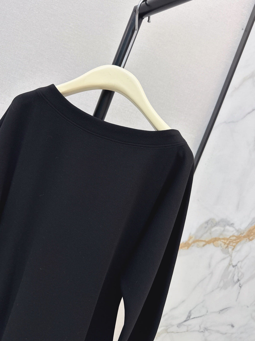26 Fall/Winter Latest Batwing Sleeve Asymmetrical Minimalist Long Sleeve