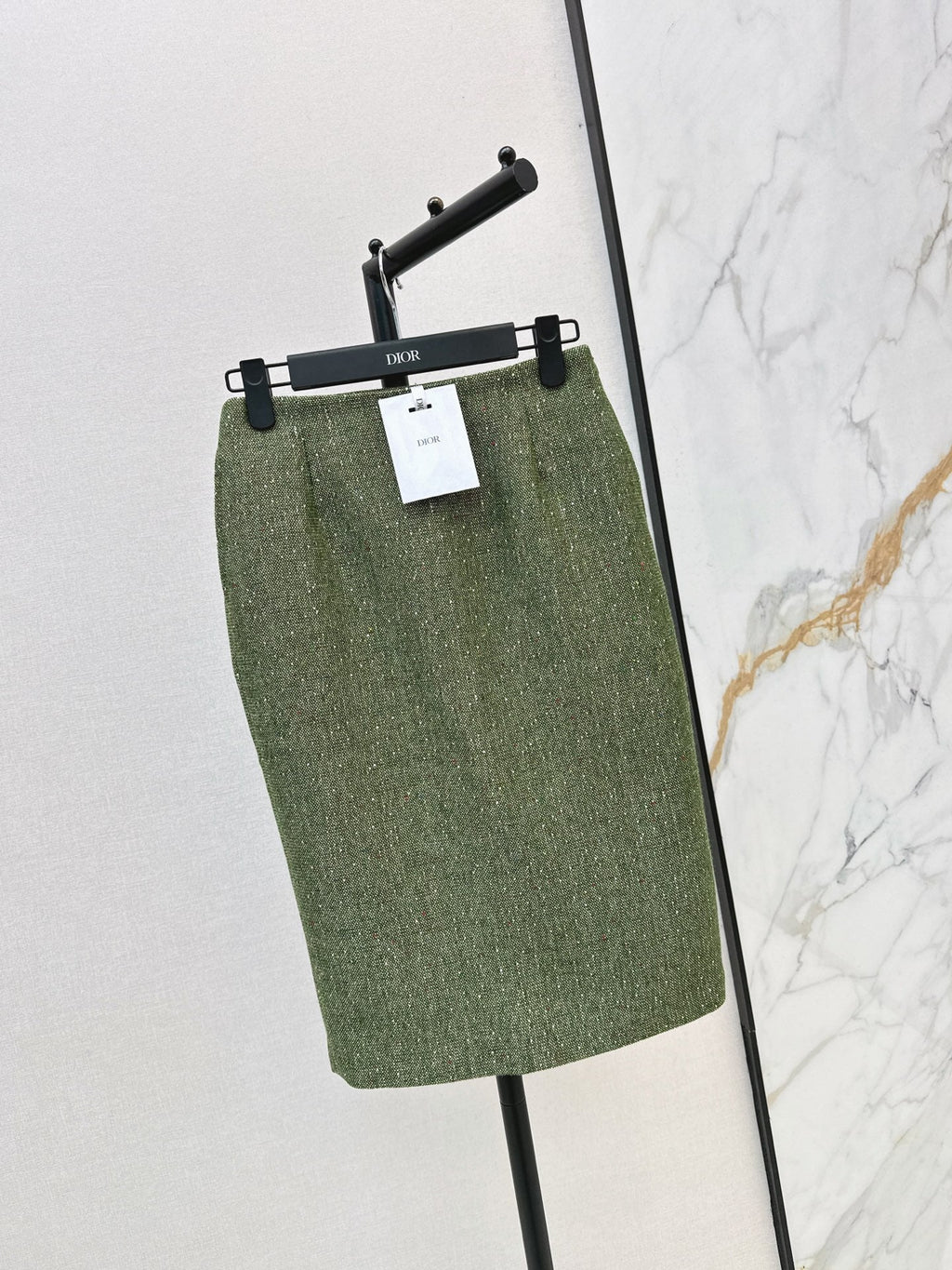 26 Fall/Winter Latest High-End Green Tweed High-Waist Skirt