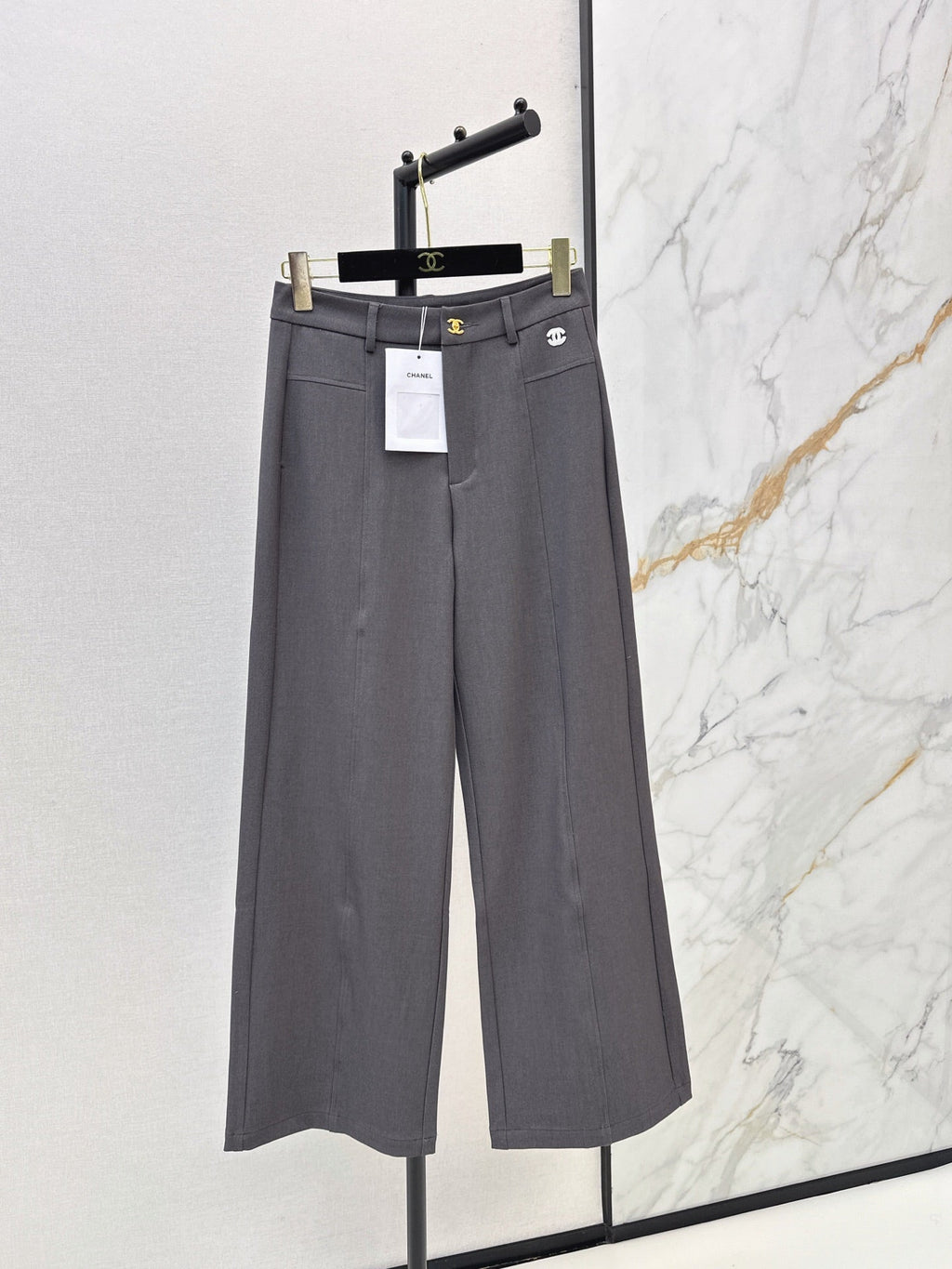 26 Fall/Winter Latest Logo-Embellished Straight-Leg Dress Pants