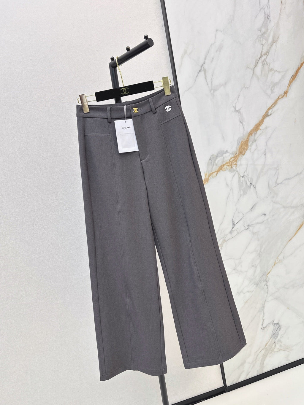 26 Fall/Winter Latest Logo-Embellished Straight-Leg Dress Pants