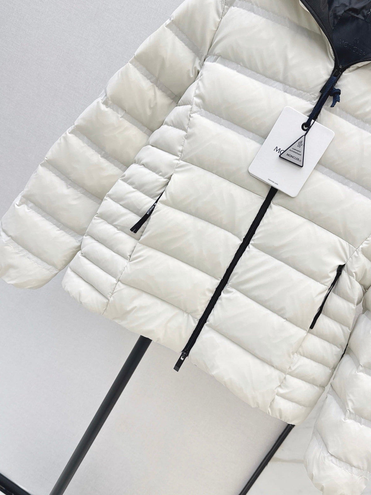 26Latest Autumn/Winter Hooded Down Jacket with Dual Pockets