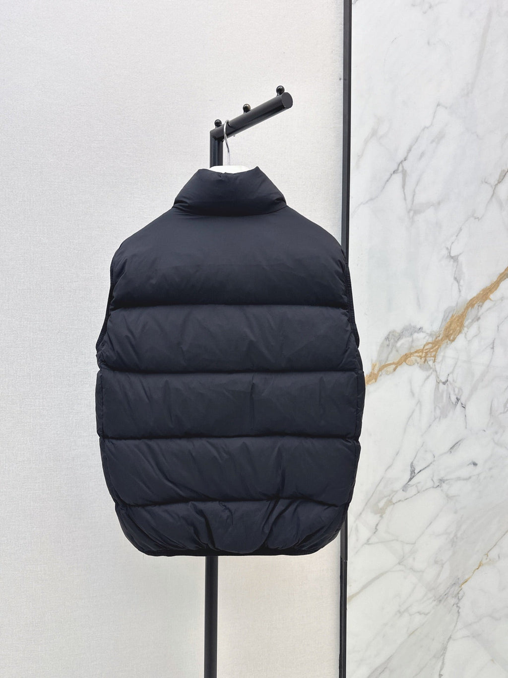 26Latest Autumn/Winter Stand-Collar Down Vest