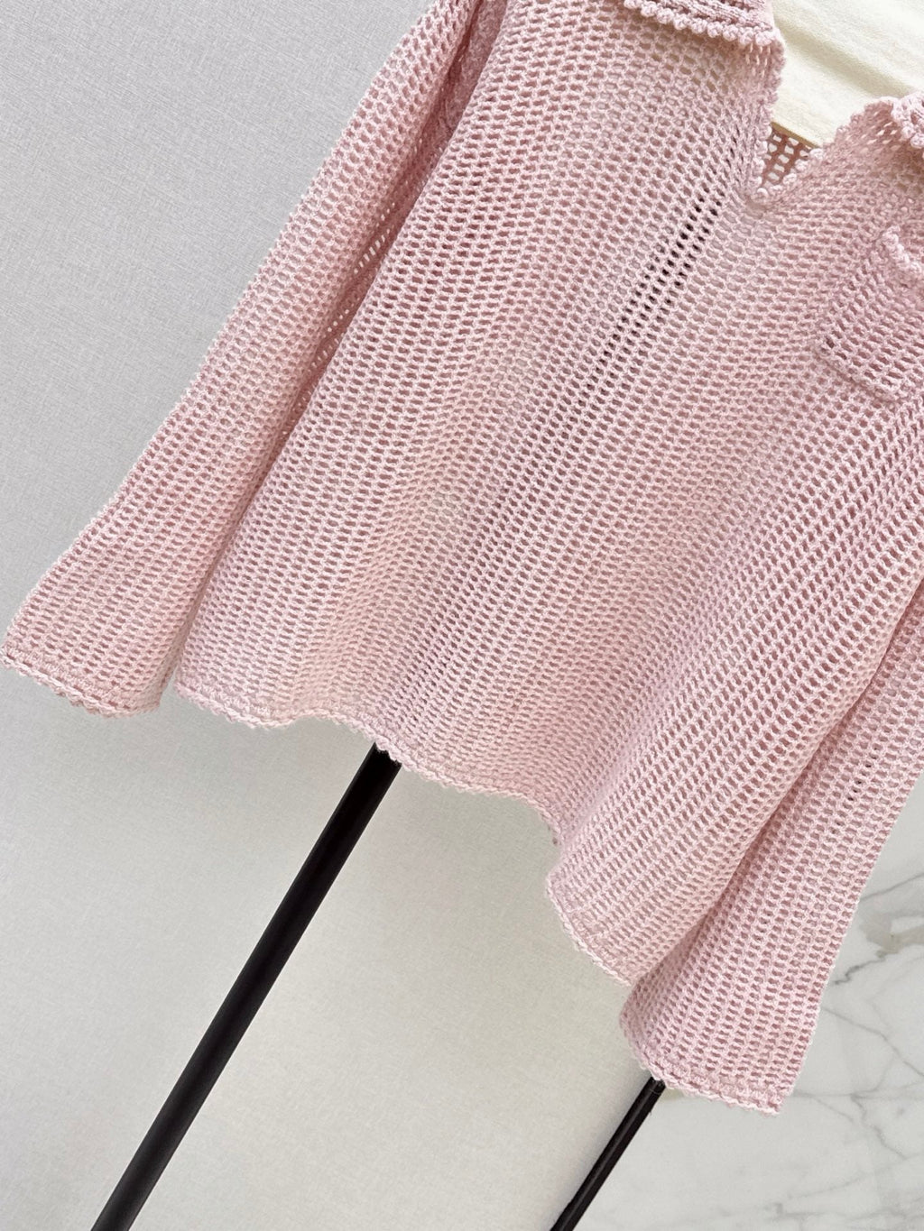 26Latest Autumn/Winter Open-Knit Collared Sweater
